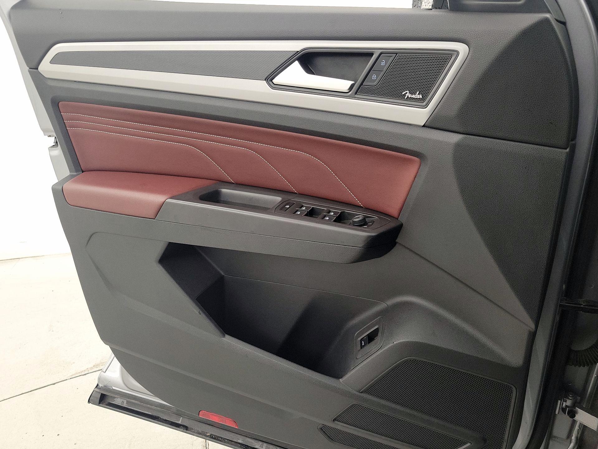 Thumbnail: 2023 Volkswagen Atlas - 12