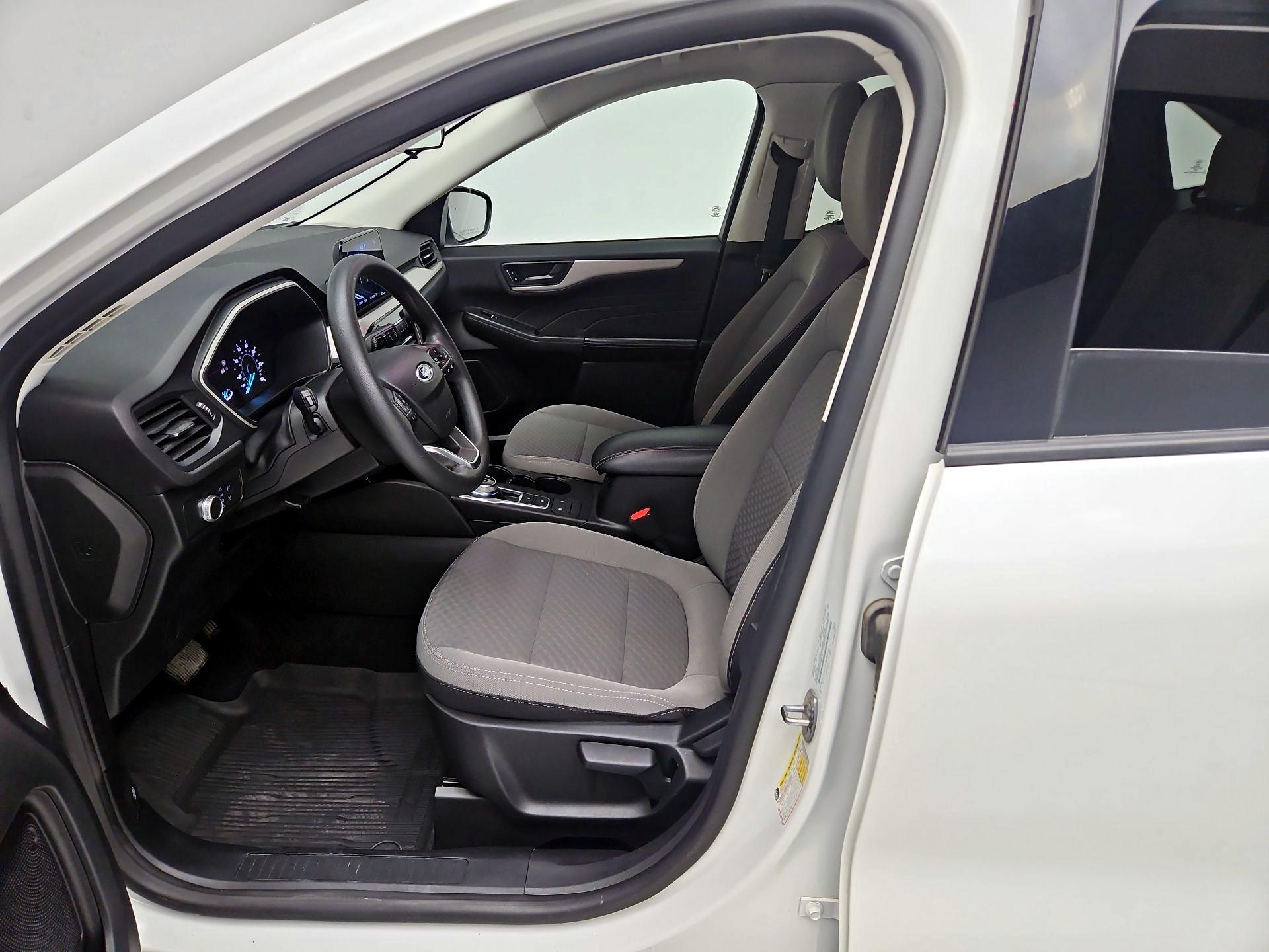 Thumbnail: 2022 Ford Escape - 11