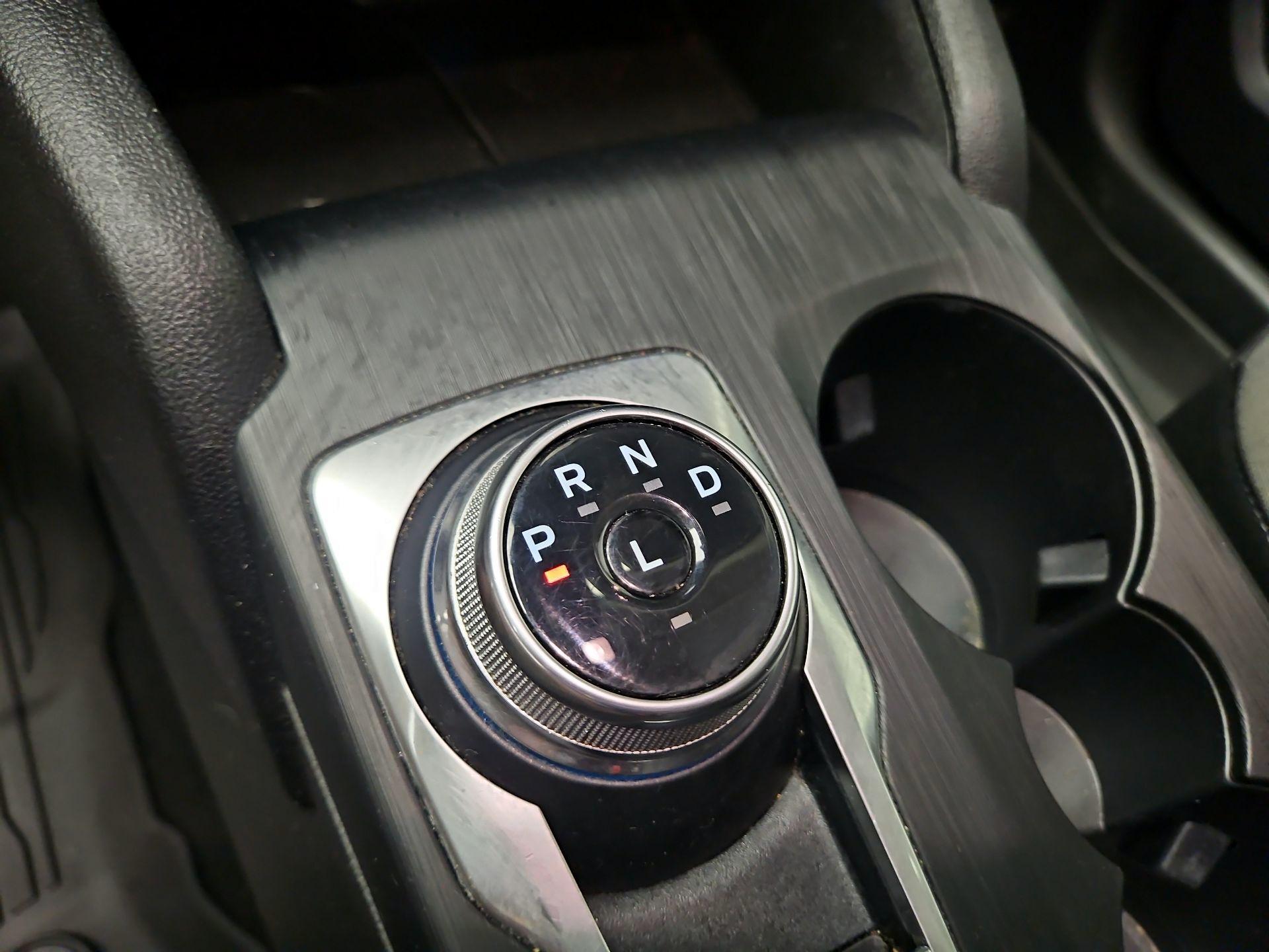 Thumbnail: 2022 Ford Escape - 18