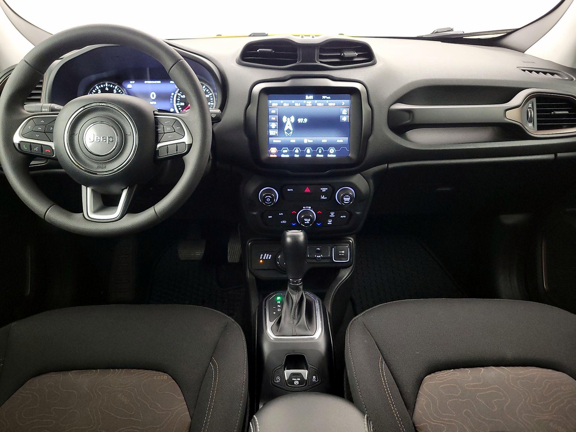 Thumbnail: 2023 Jeep Renegade - 9