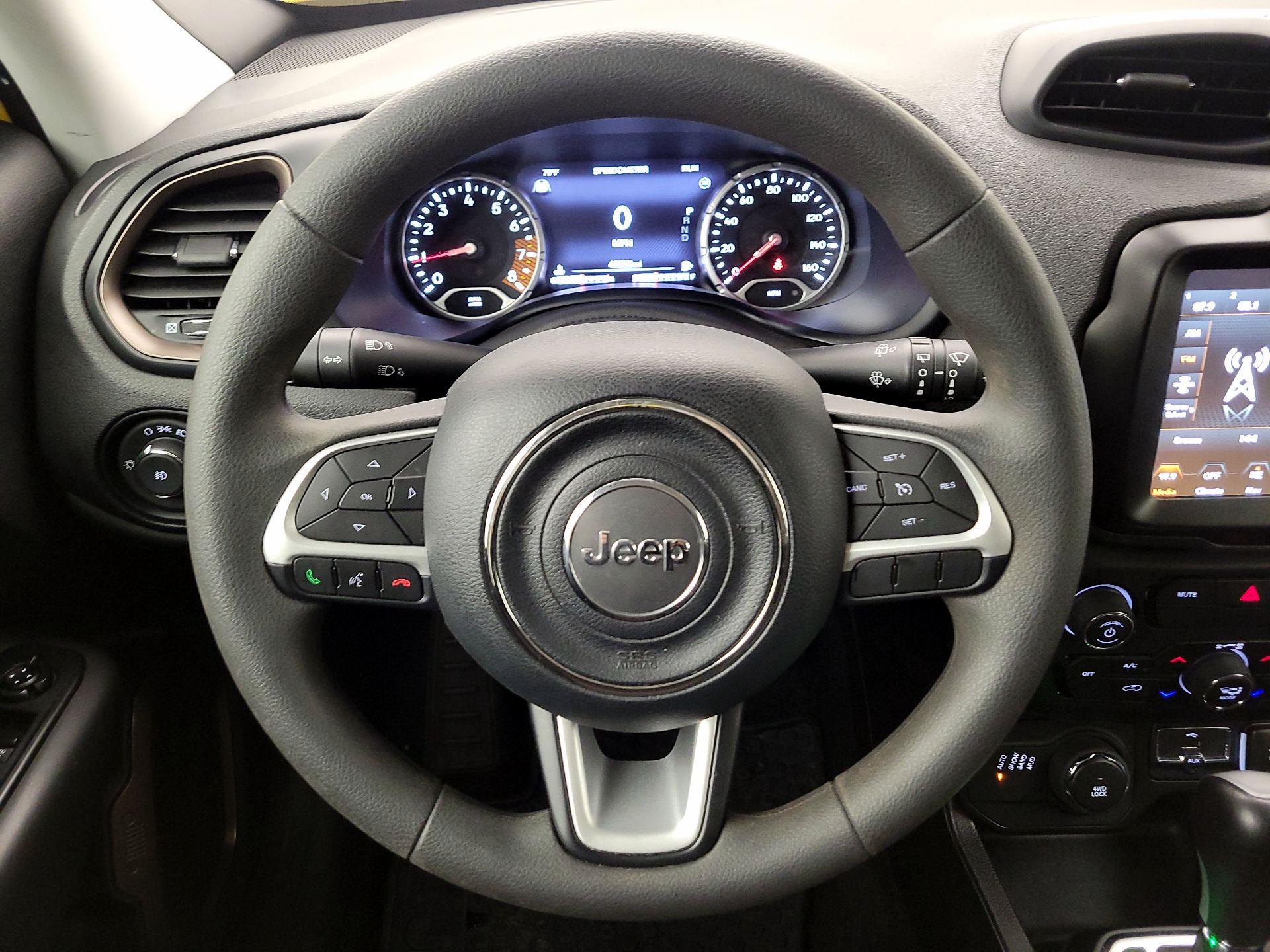 Thumbnail: 2023 Jeep Renegade - 10