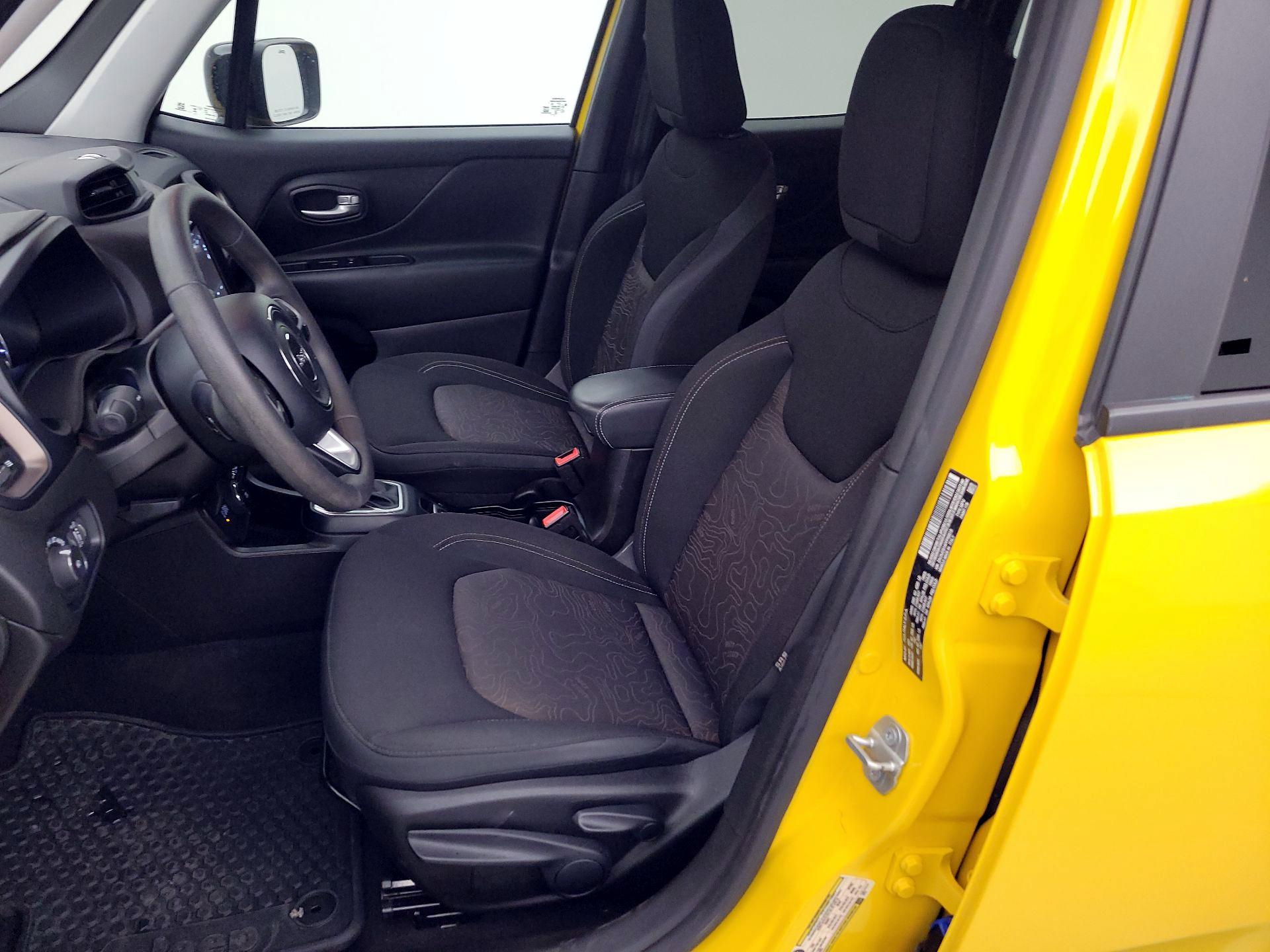 Thumbnail: 2023 Jeep Renegade - 11