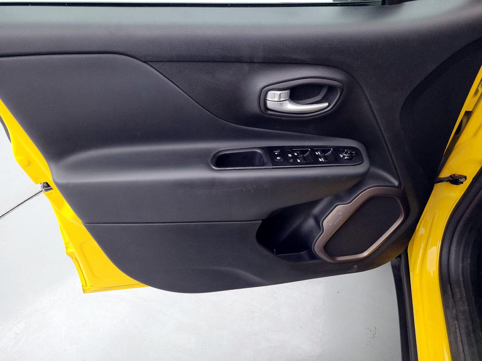 Thumbnail: 2023 Jeep Renegade - 12