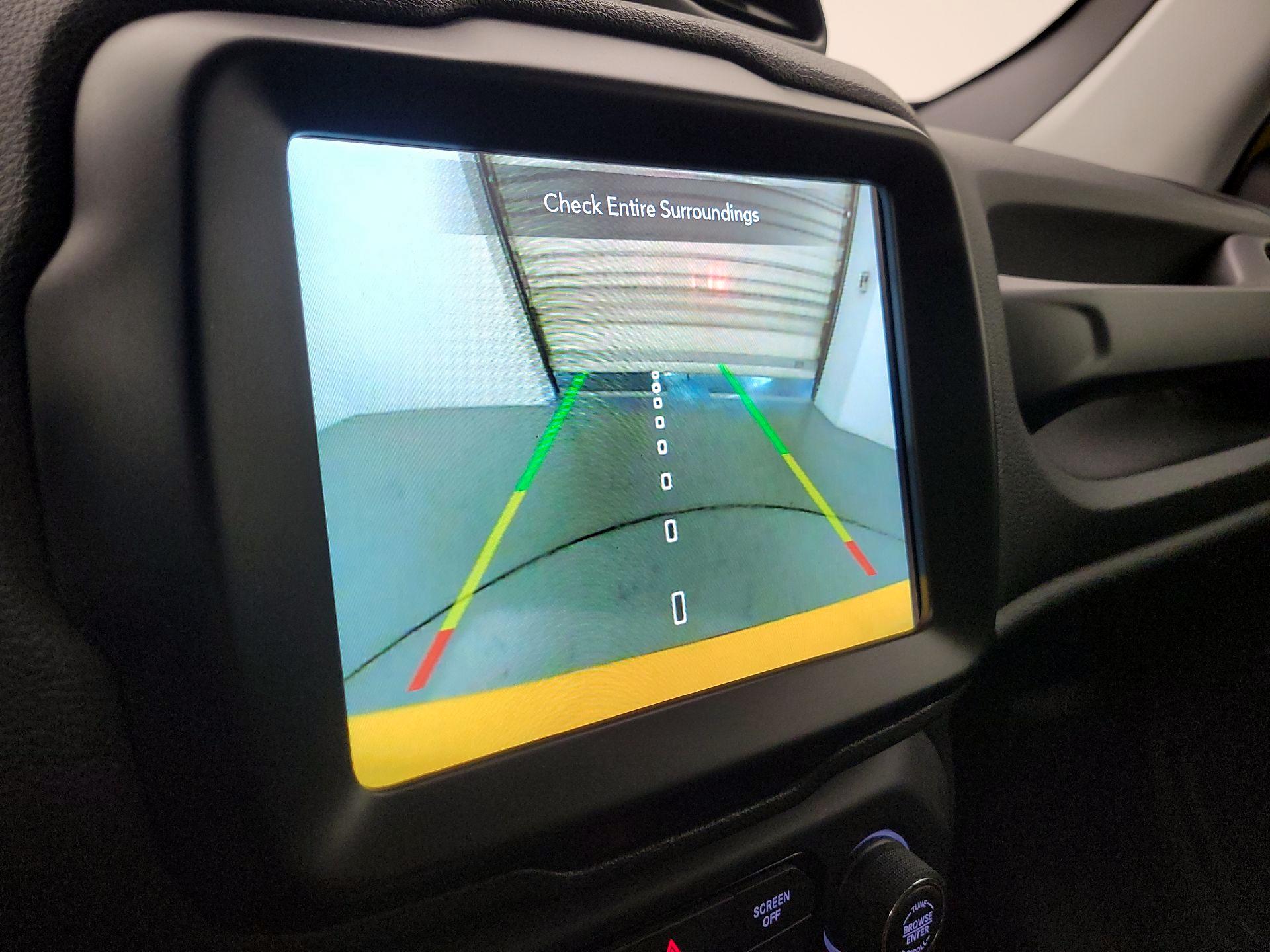 Thumbnail: 2023 Jeep Renegade - 15