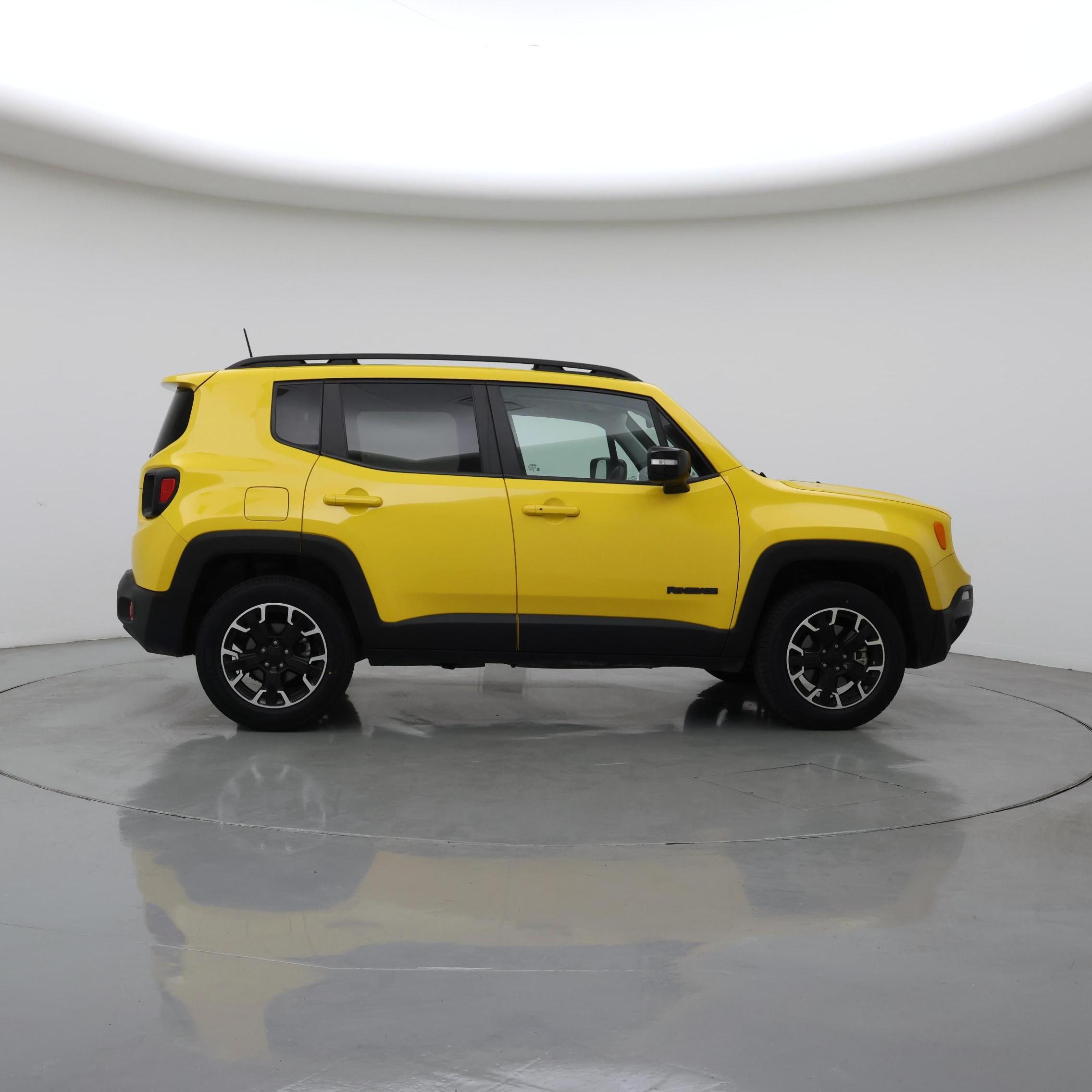 Thumbnail: 2023 Jeep Renegade - 7