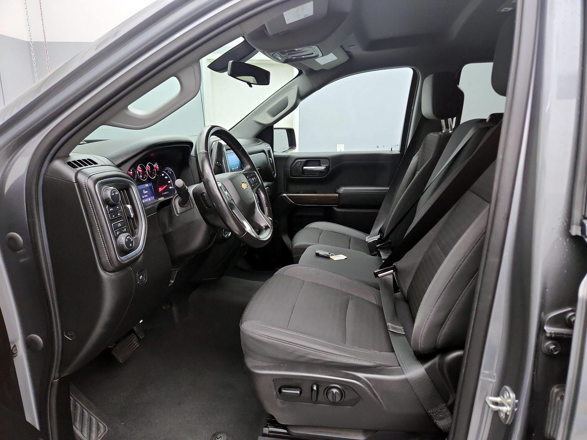 Thumbnail: 2020 Chevrolet Silverado 1500 - 11