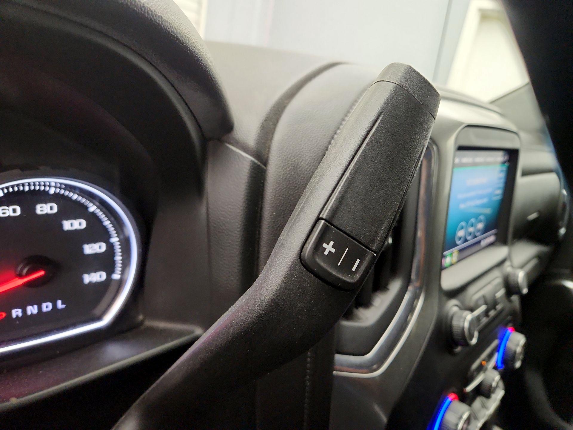 Thumbnail: 2020 Chevrolet Silverado 1500 - 17