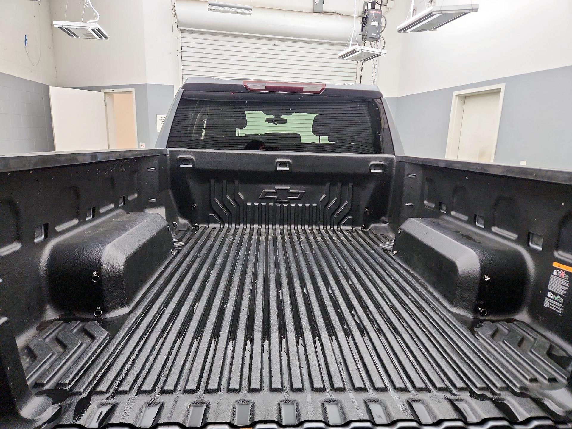 Thumbnail: 2020 Chevrolet Silverado 1500 - 20