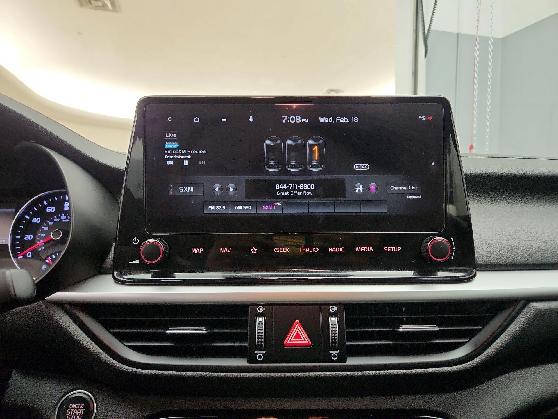 Thumbnail: 2022 Kia Forte - 16