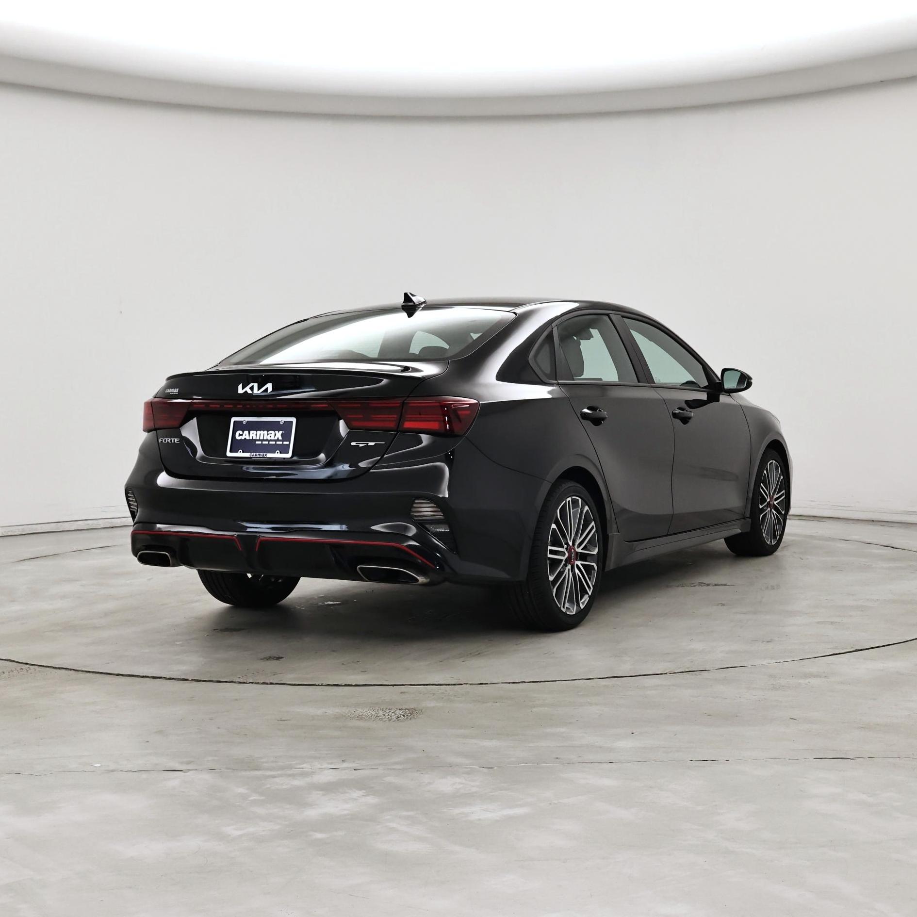 Thumbnail: 2022 Kia Forte - 8