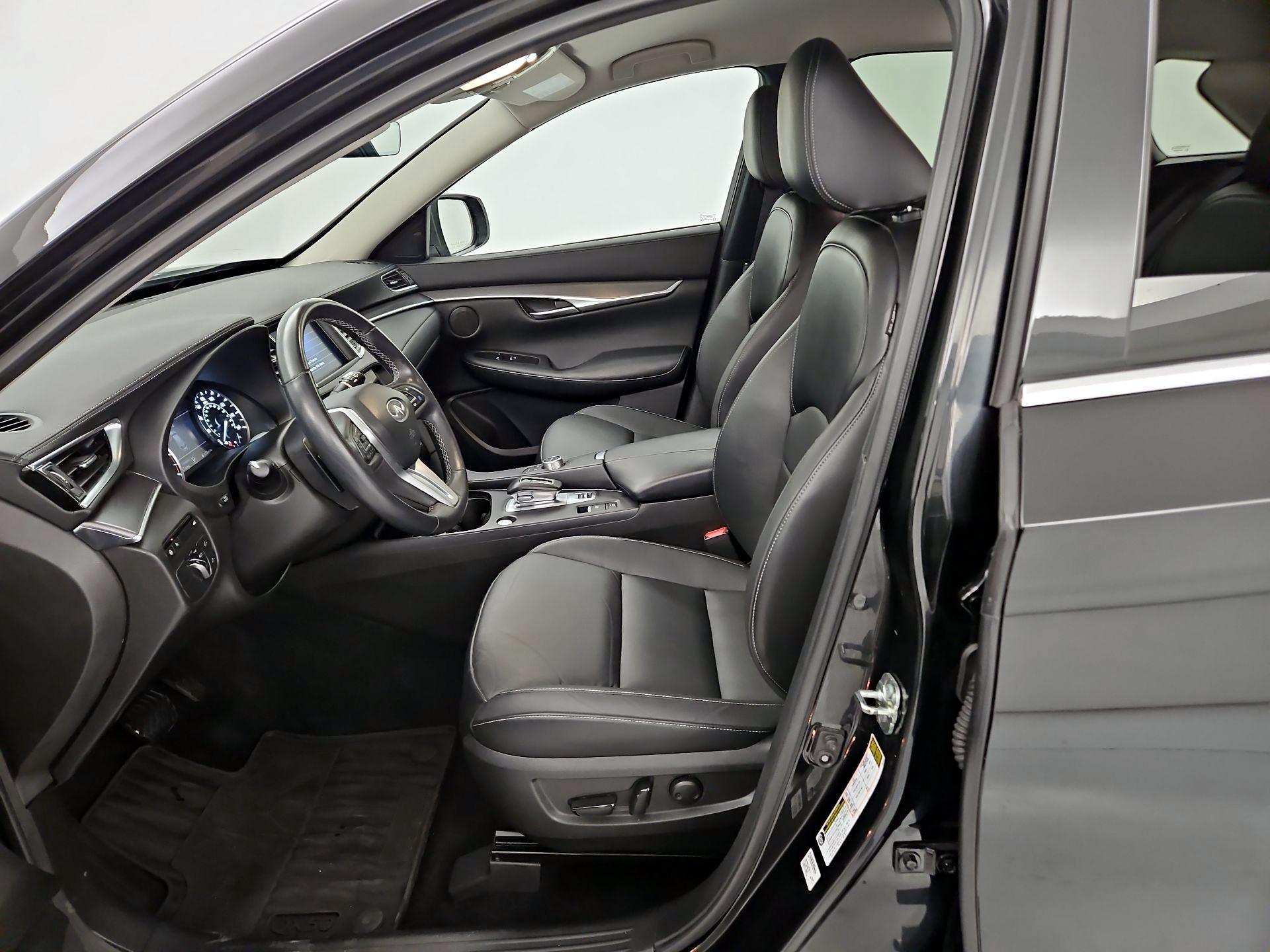 Thumbnail: 2023 INFINITI QX50 - 11