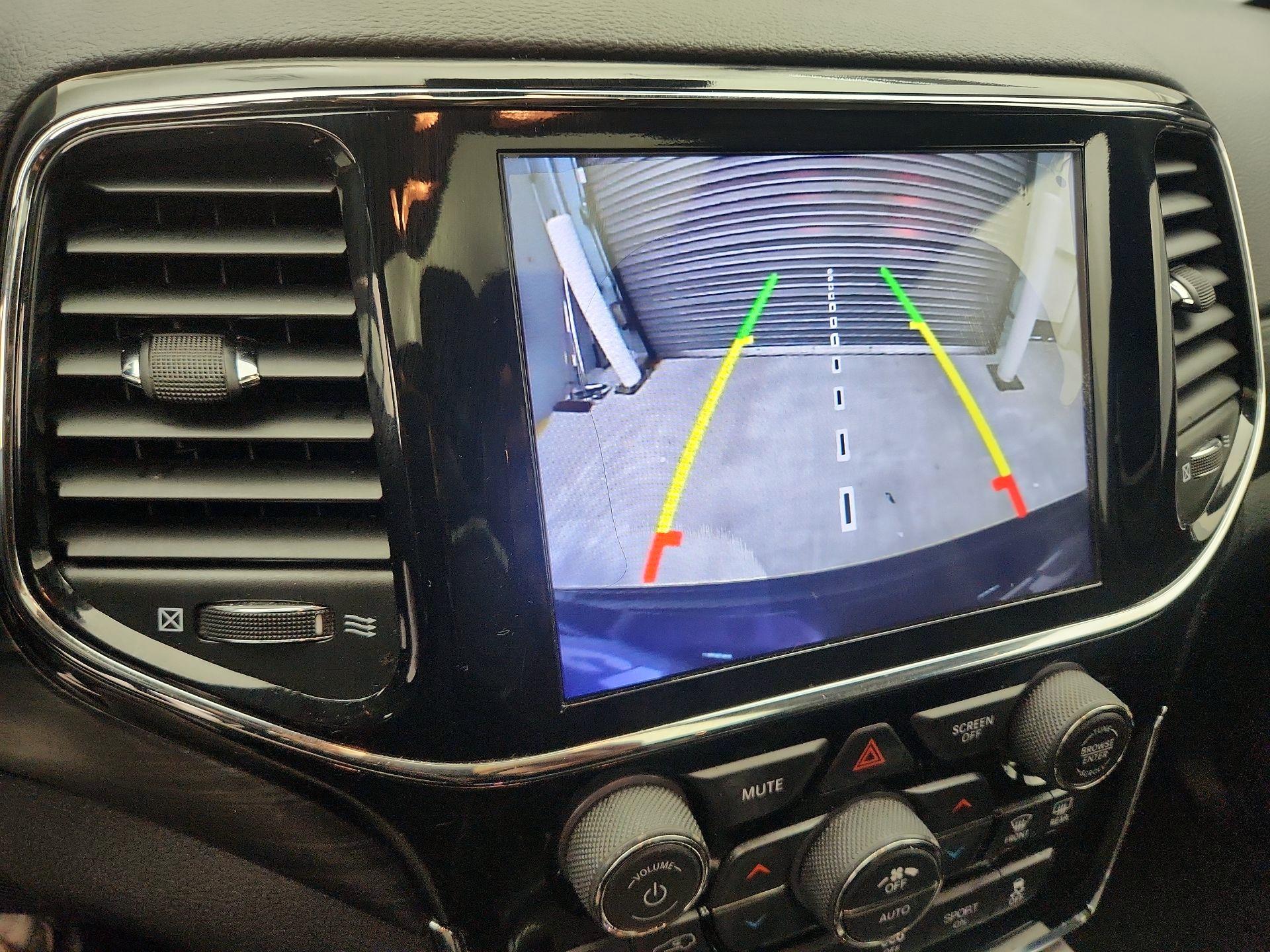 Thumbnail: 2020 Jeep Grand Cherokee - 15