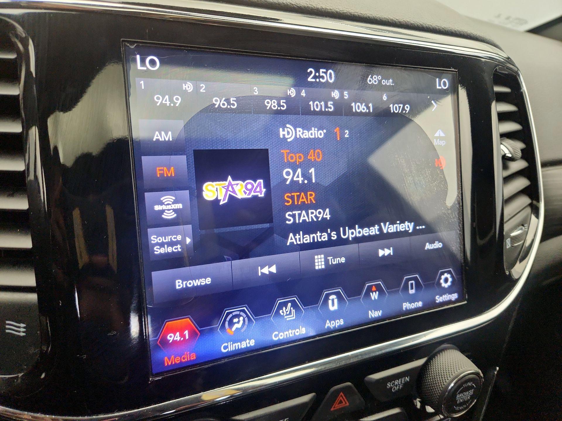 Thumbnail: 2020 Jeep Grand Cherokee - 16