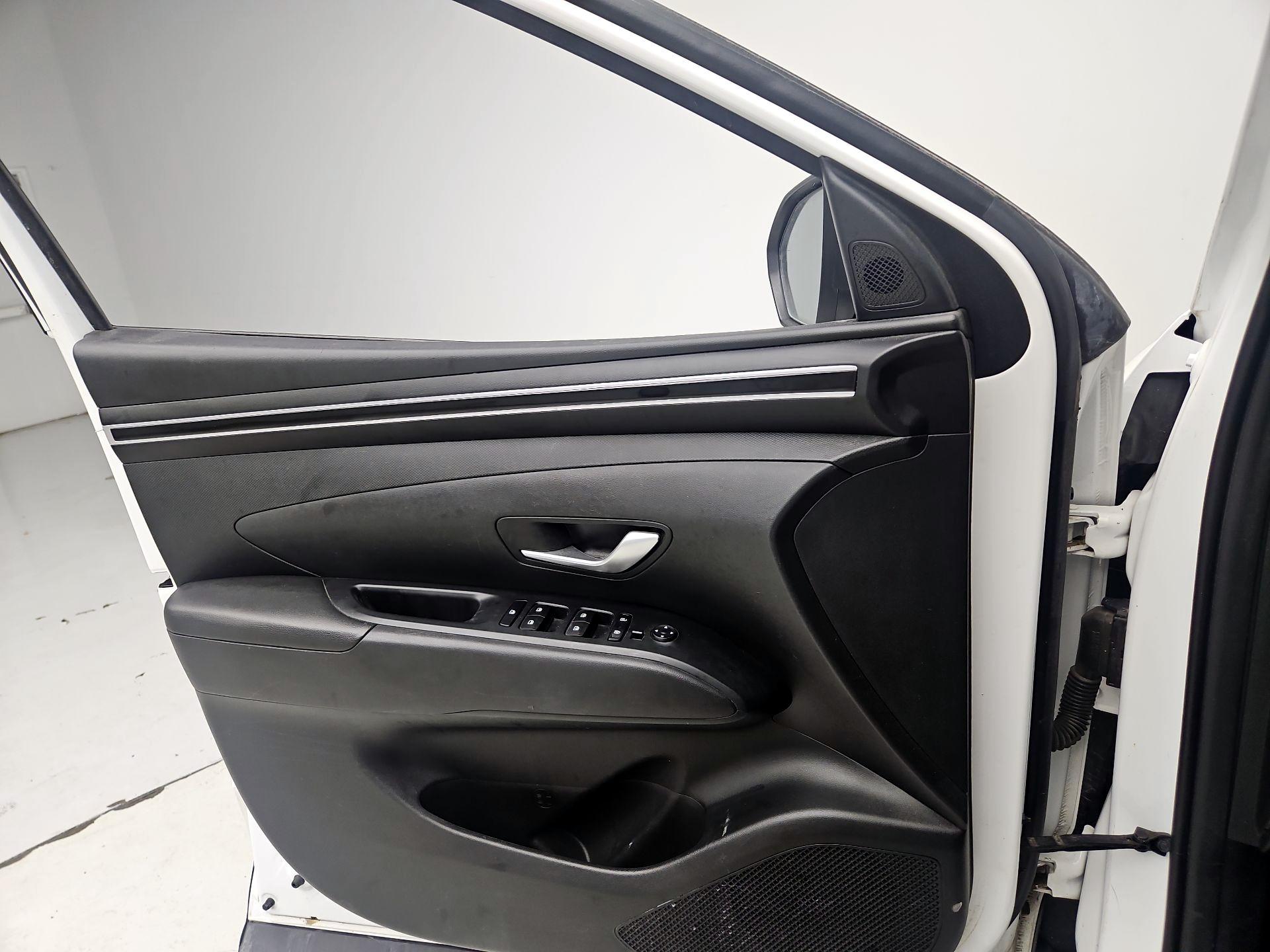 Thumbnail: 2022 Hyundai Santa Cruz - 12
