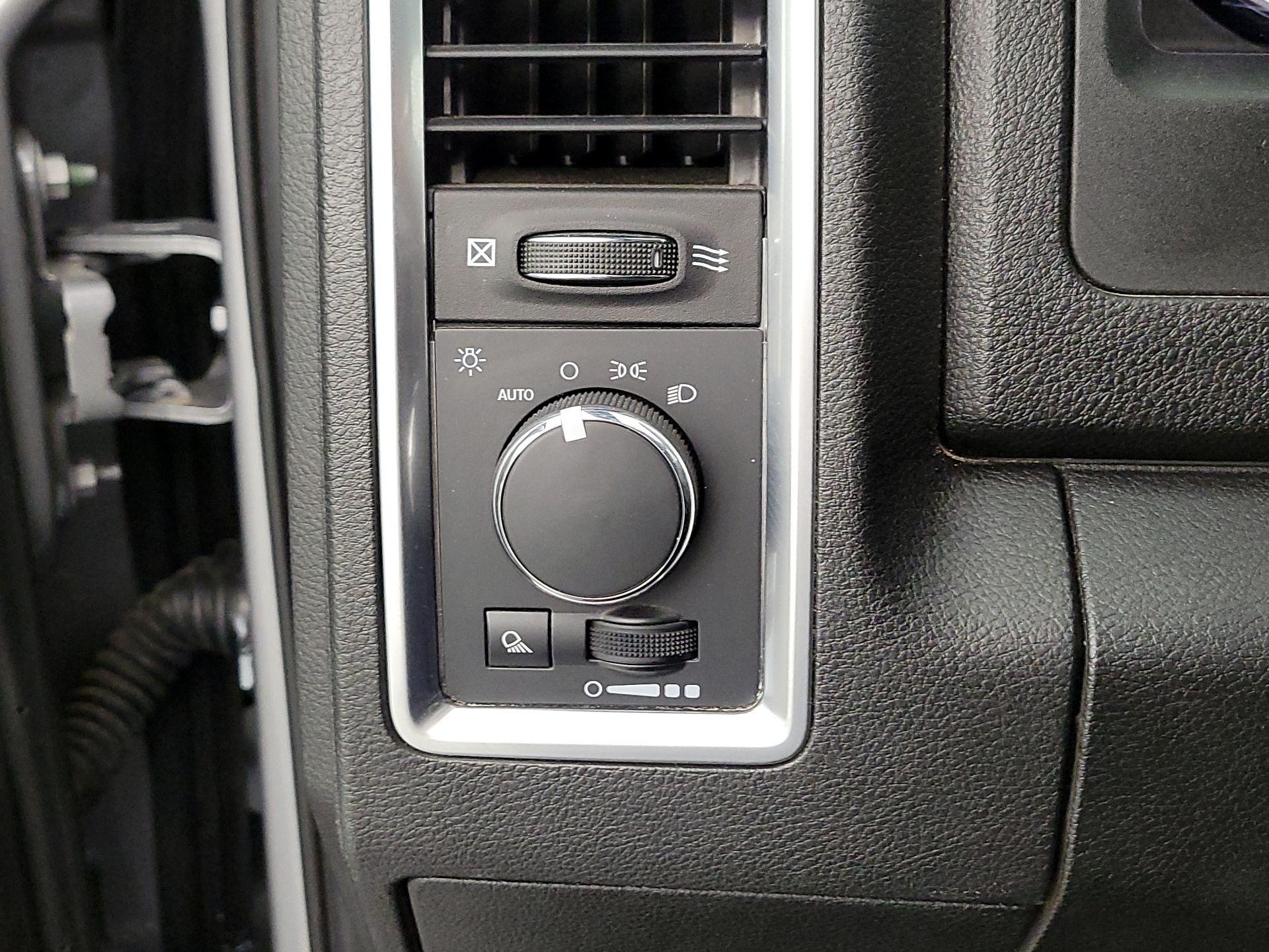 Thumbnail: 2024 RAM 1500 Classic - 13