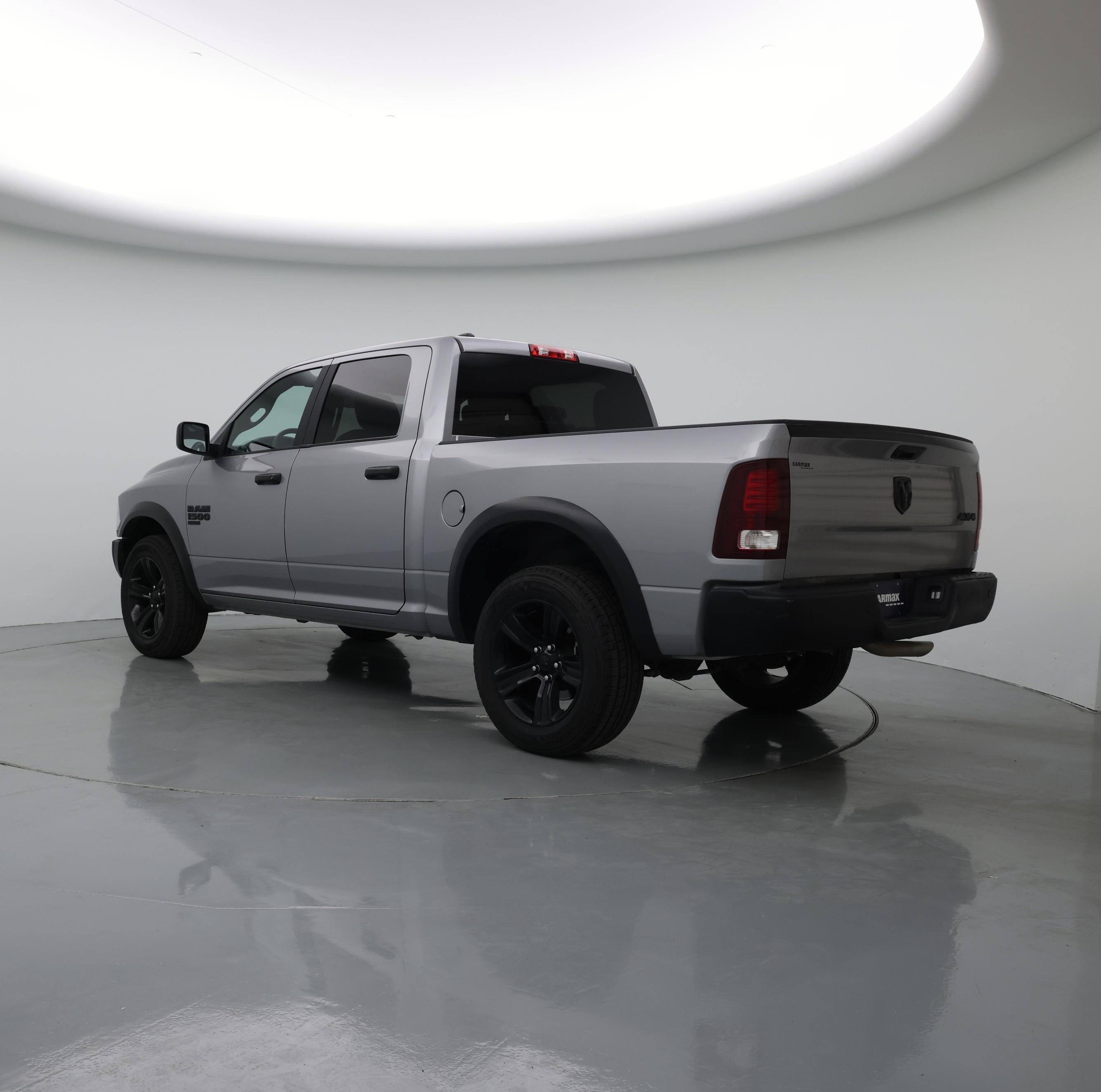 Thumbnail: 2024 RAM 1500 Classic - 2