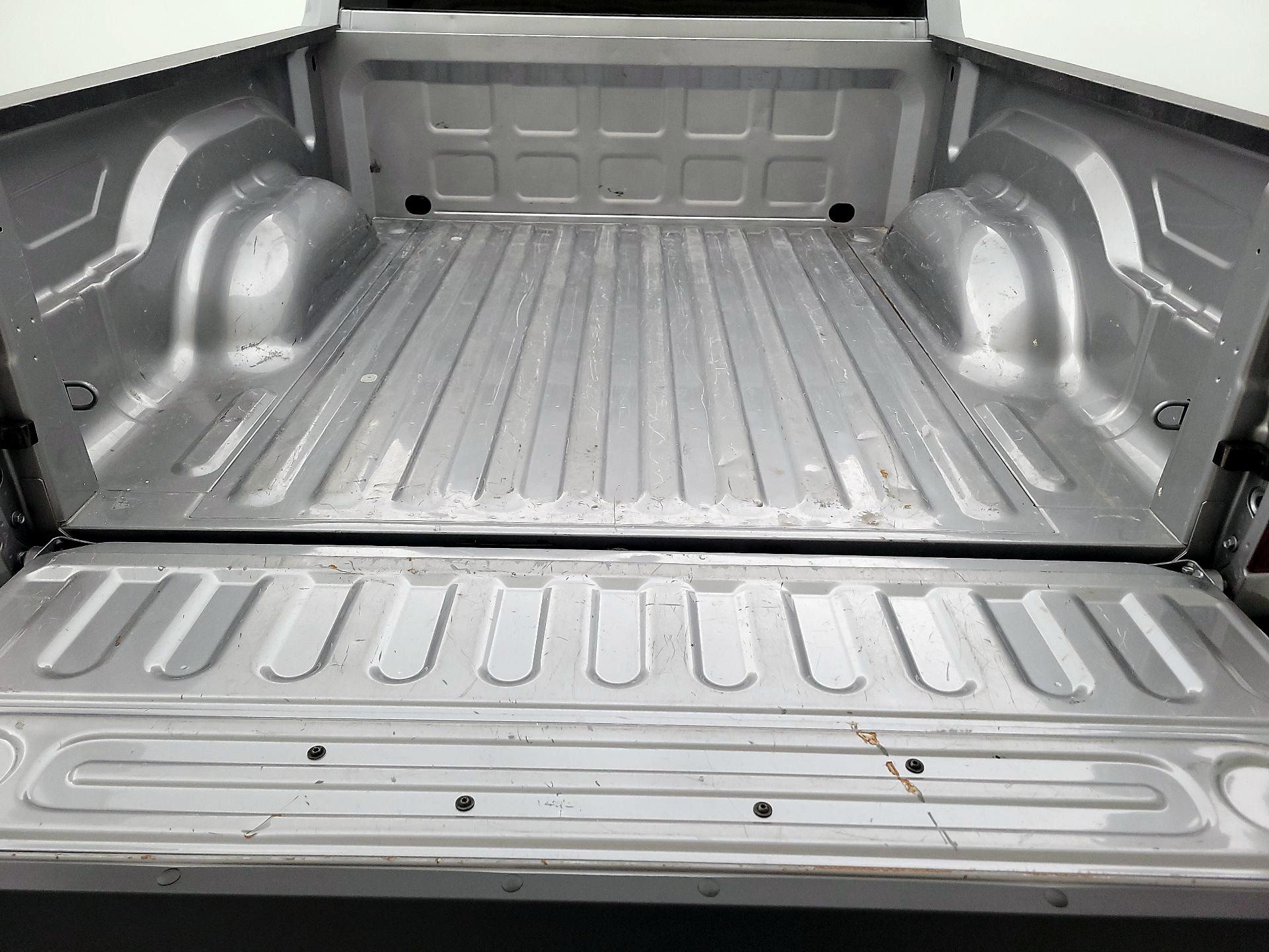 Thumbnail: 2024 RAM 1500 Classic - 20