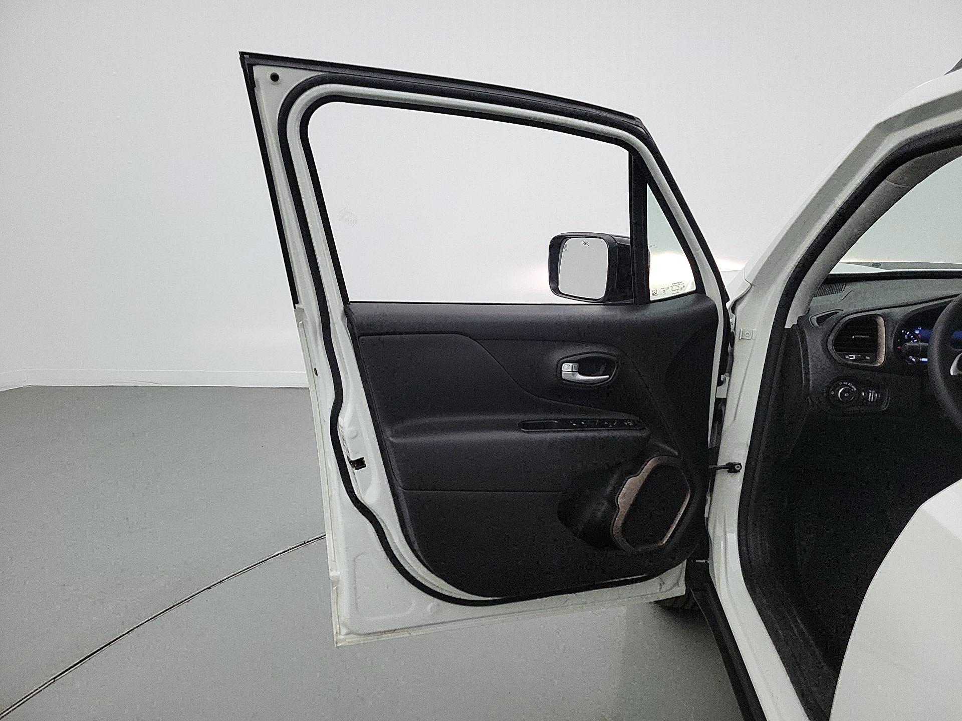 Thumbnail: 2023 Jeep Renegade - 12