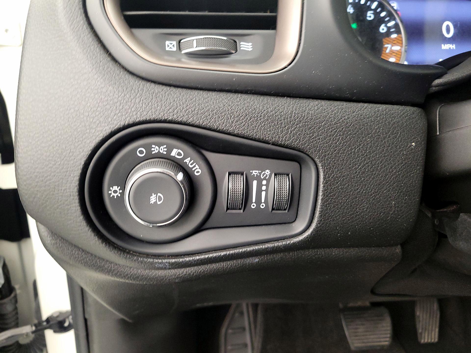 Thumbnail: 2023 Jeep Renegade - 13