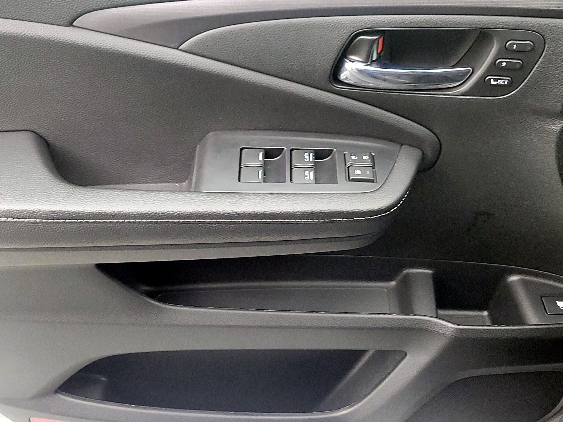 Thumbnail: 2025 Honda Ridgeline - 12