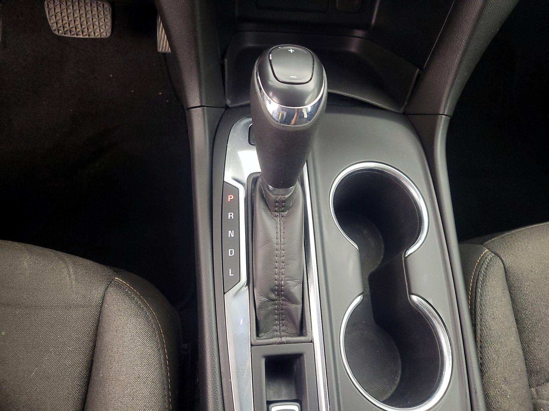 Thumbnail: 2020 Chevrolet Equinox - 17