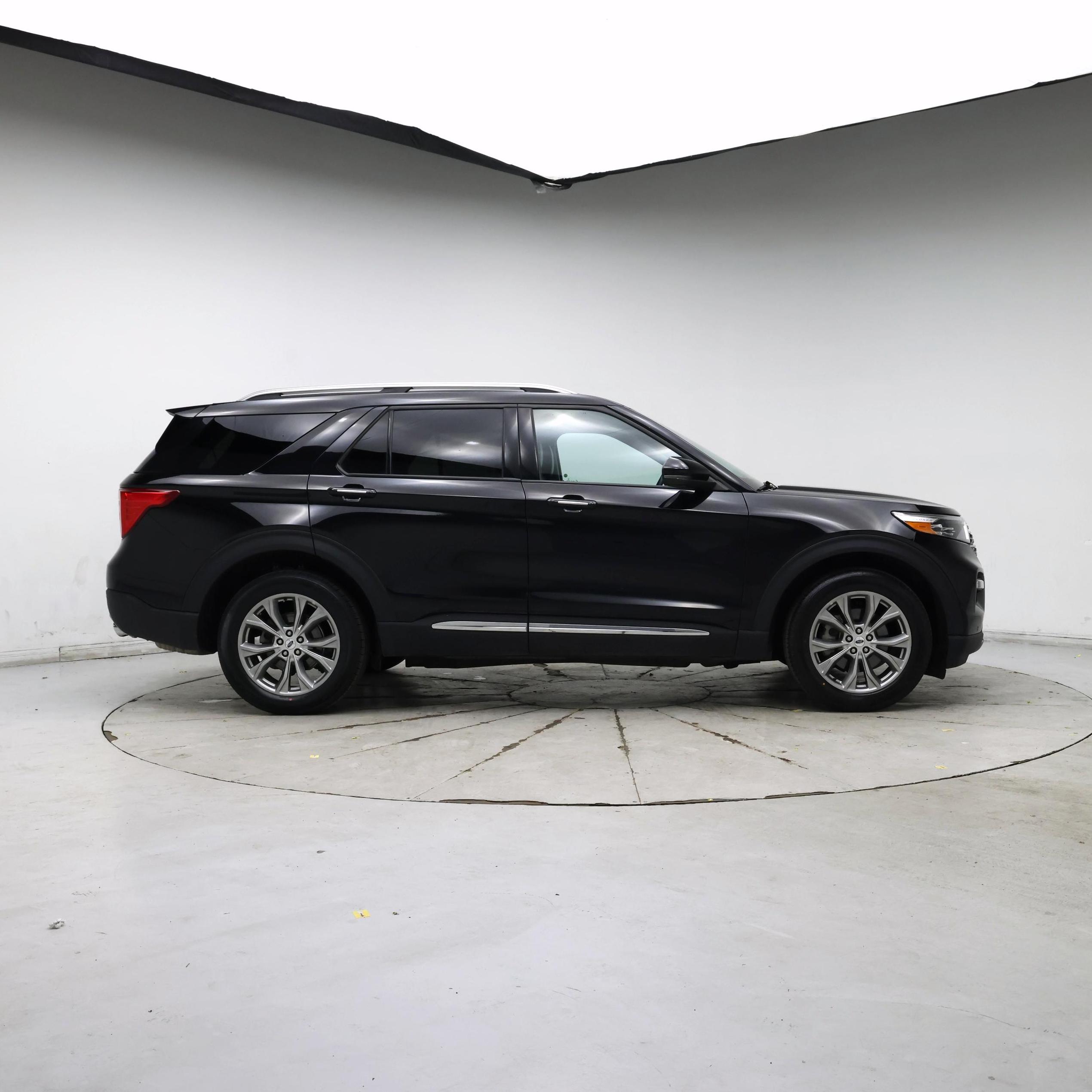 Thumbnail: 2023 Ford Explorer - 7