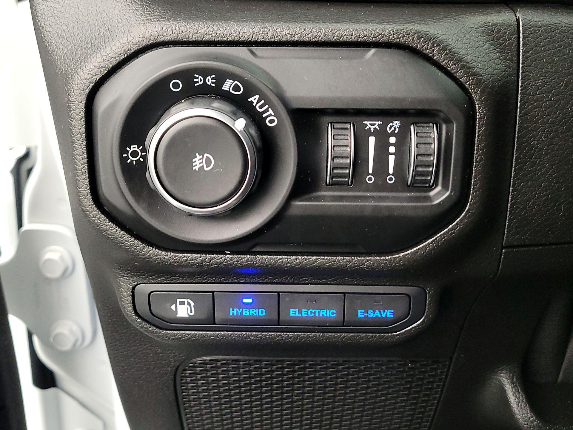 Thumbnail: 2021 Jeep Wrangler - 13