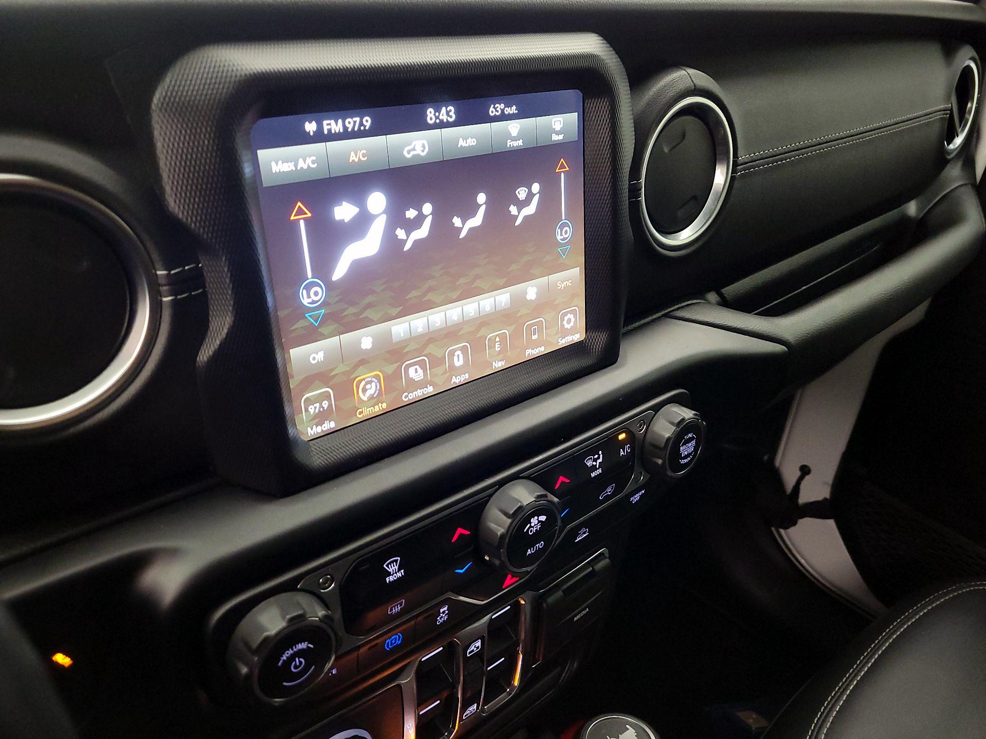 Thumbnail: 2021 Jeep Wrangler - 17