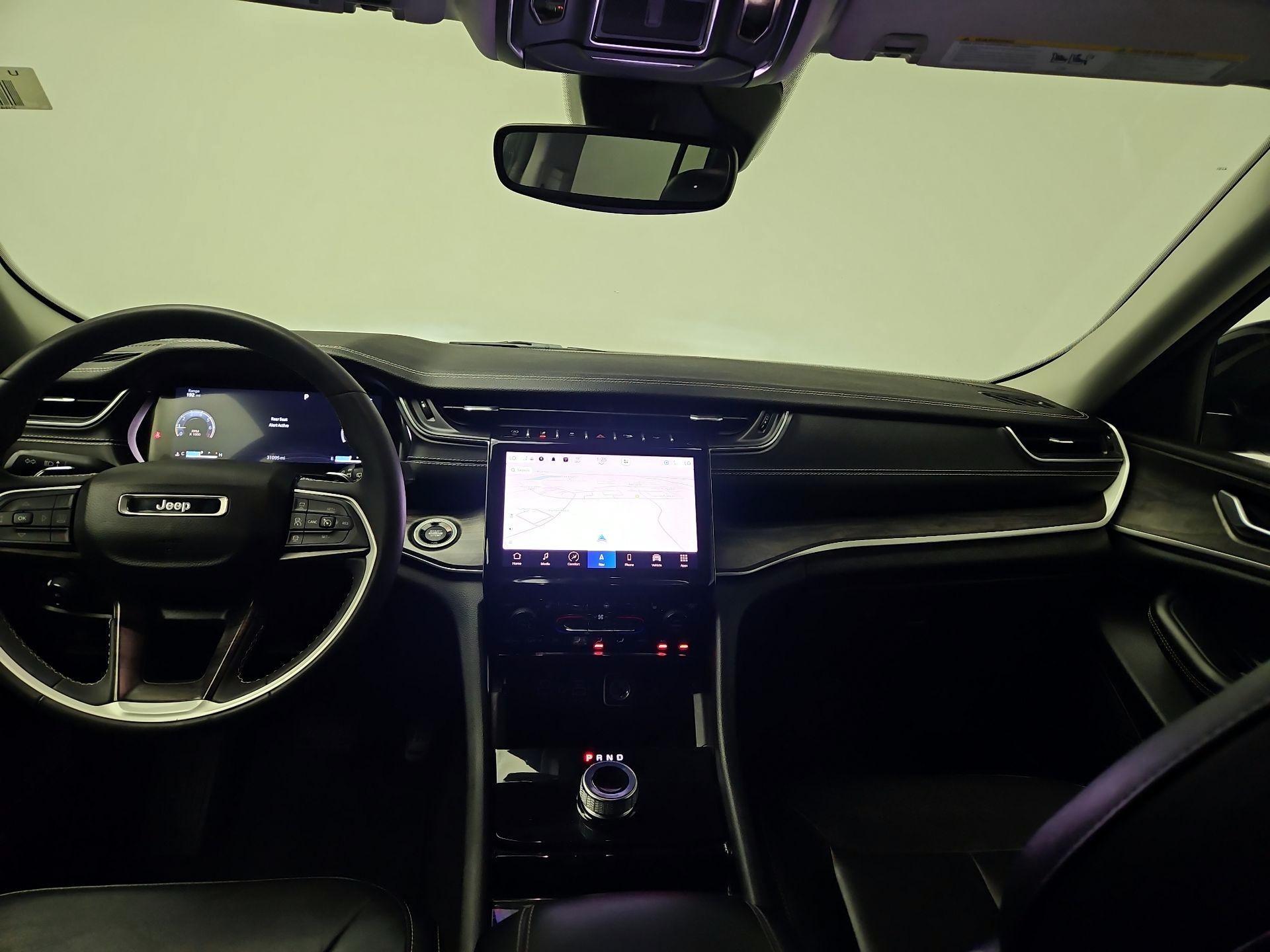 Thumbnail: 2023 Jeep Grand Cherokee - 9