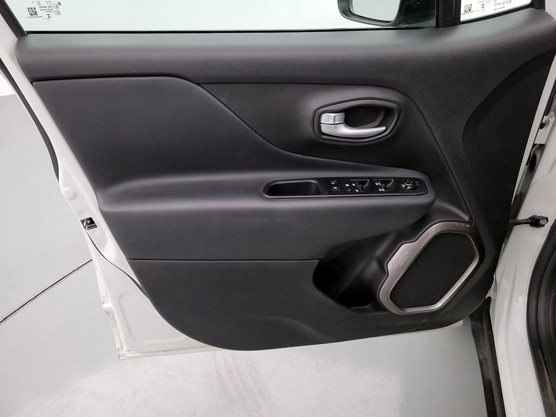 Thumbnail: 2023 Jeep Renegade - 12