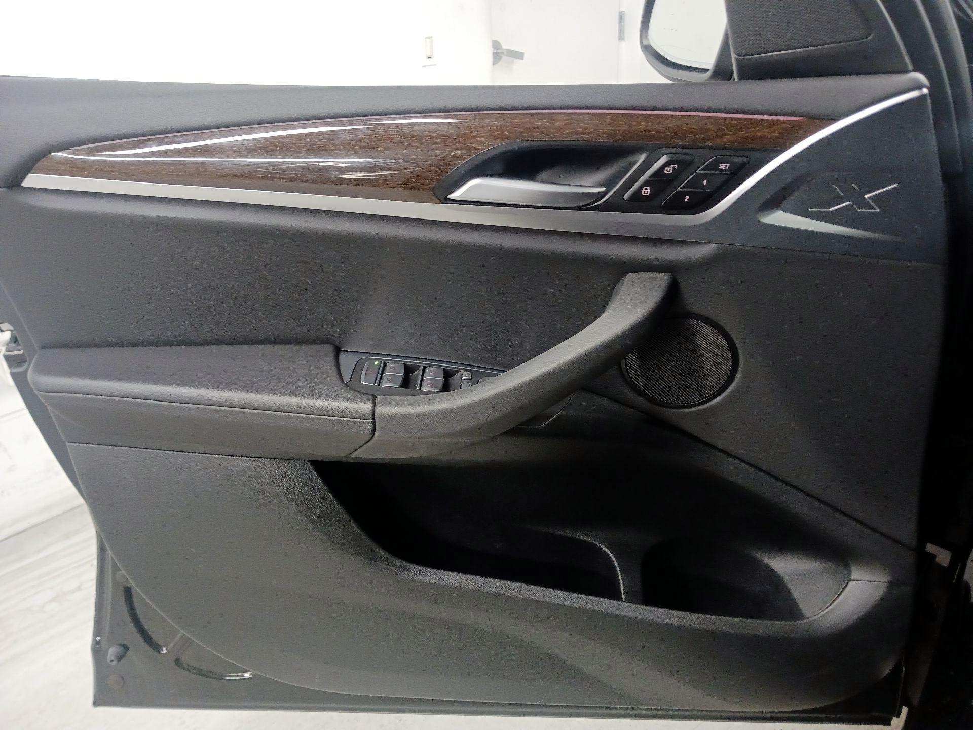 Thumbnail: 2022 BMW X3 - 12
