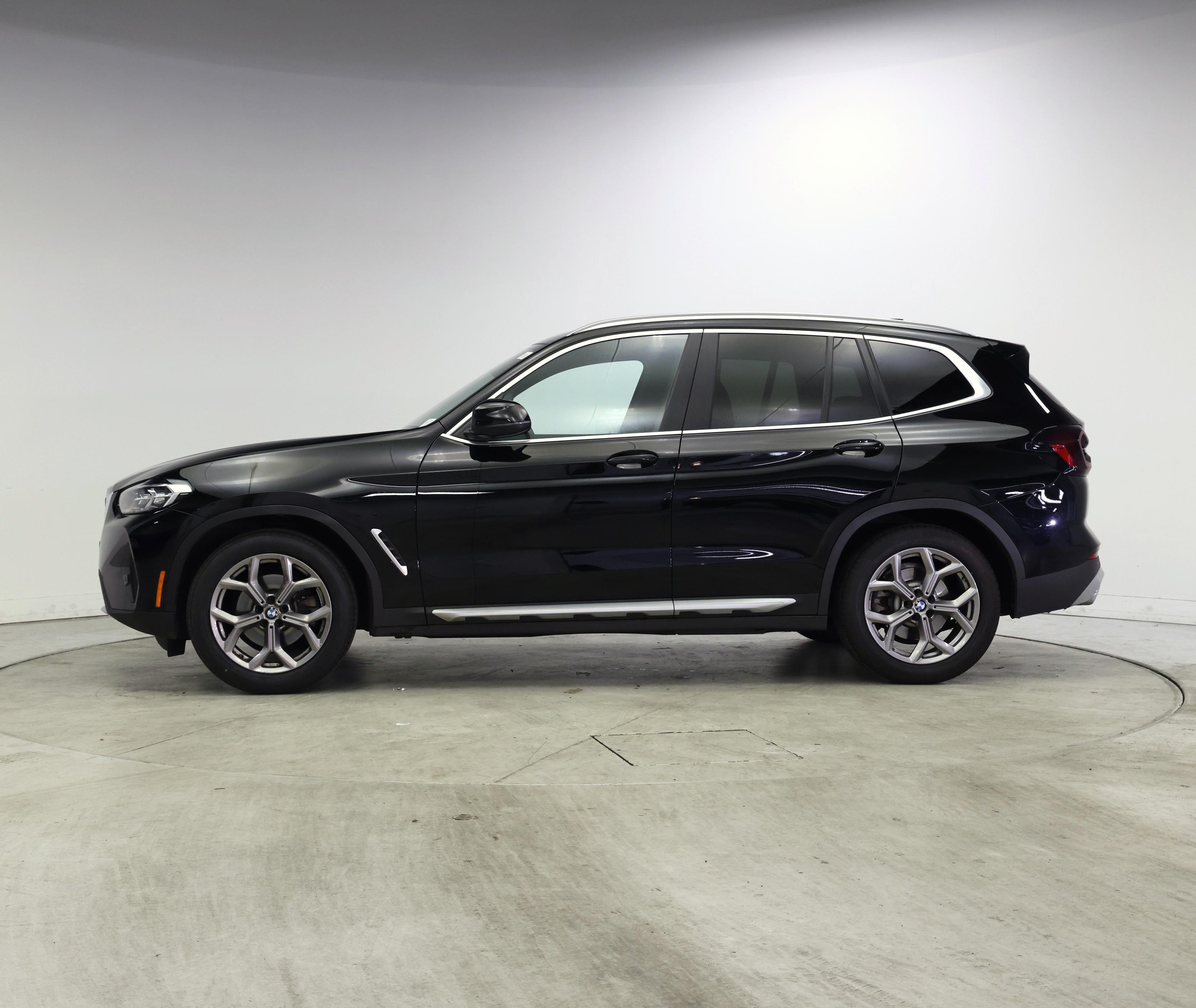 Thumbnail: 2022 BMW X3 - 3