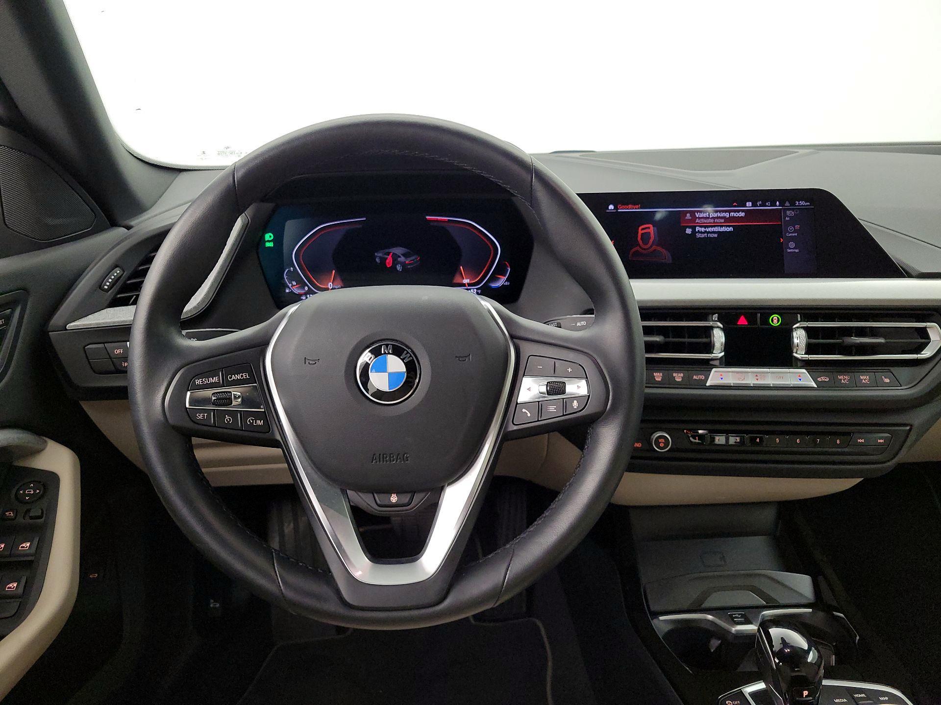 Thumbnail: 2023 BMW 2 Series - 10