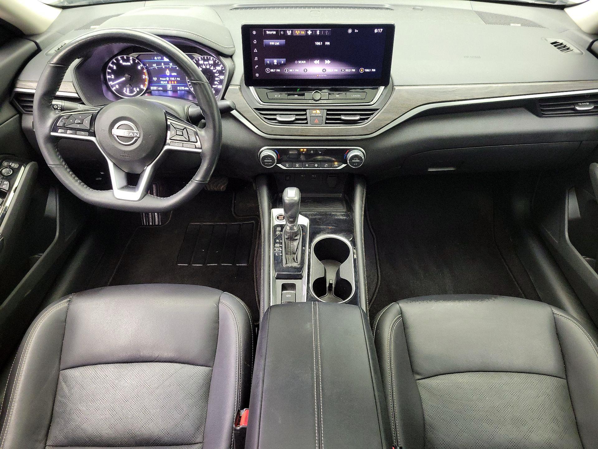 Thumbnail: 2023 Nissan Altima - 9