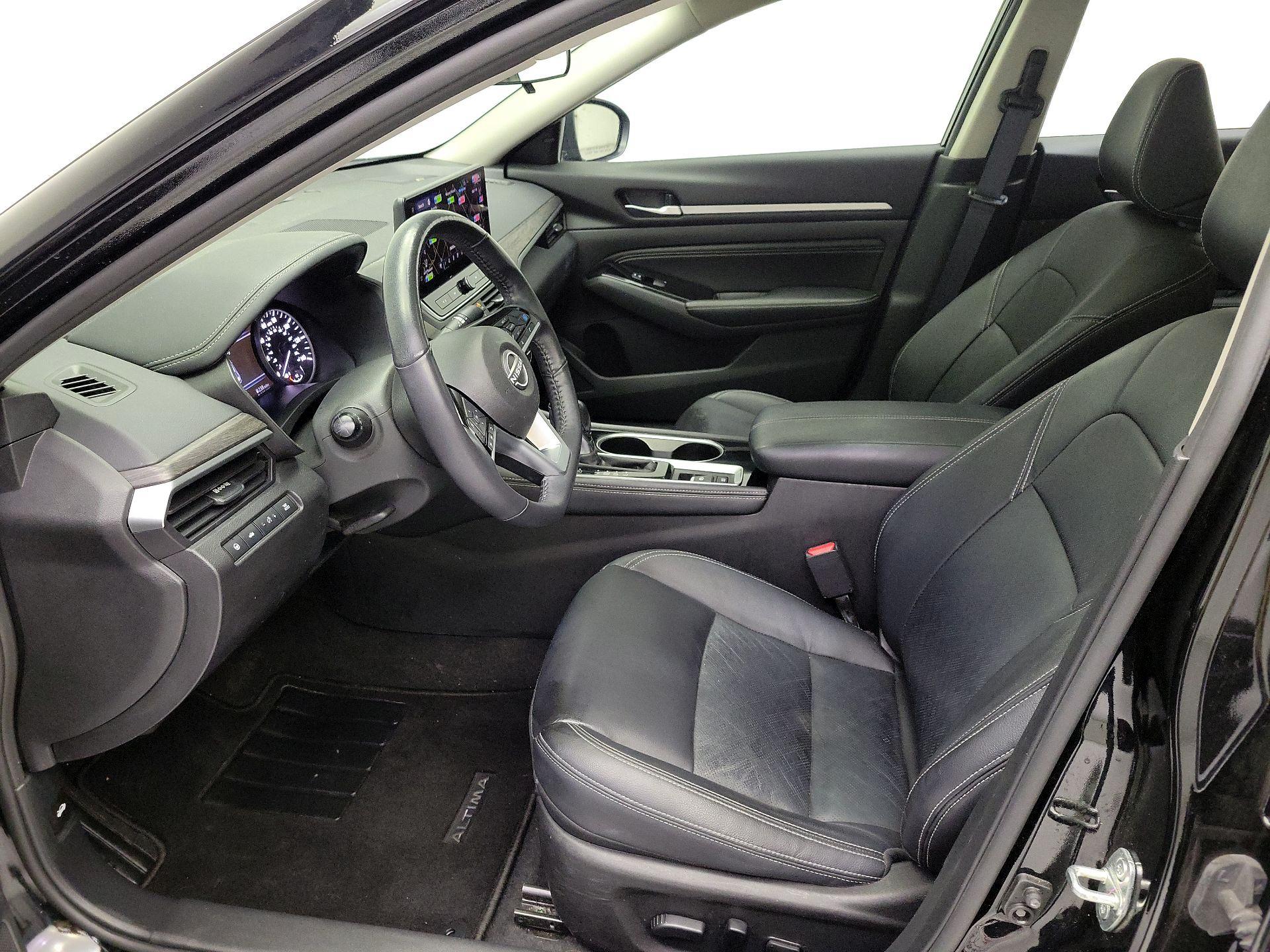 Thumbnail: 2023 Nissan Altima - 11