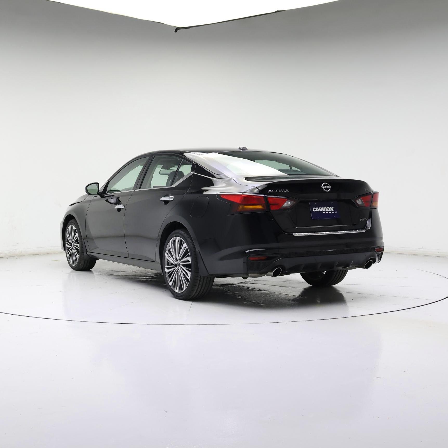 Thumbnail: 2023 Nissan Altima - 2