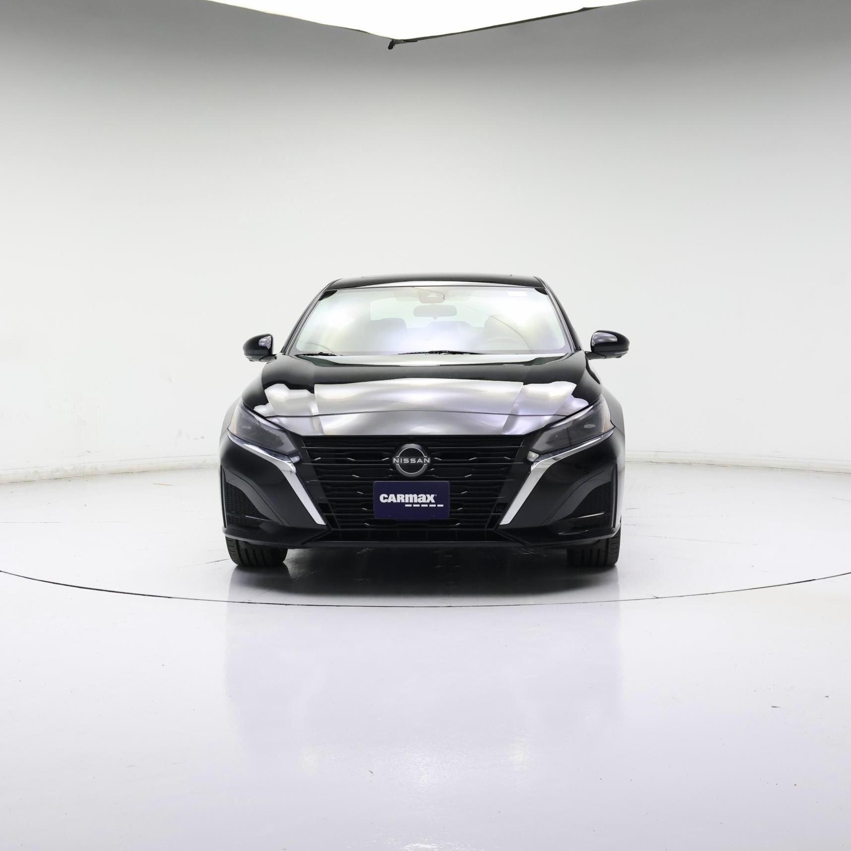 Thumbnail: 2023 Nissan Altima - 5