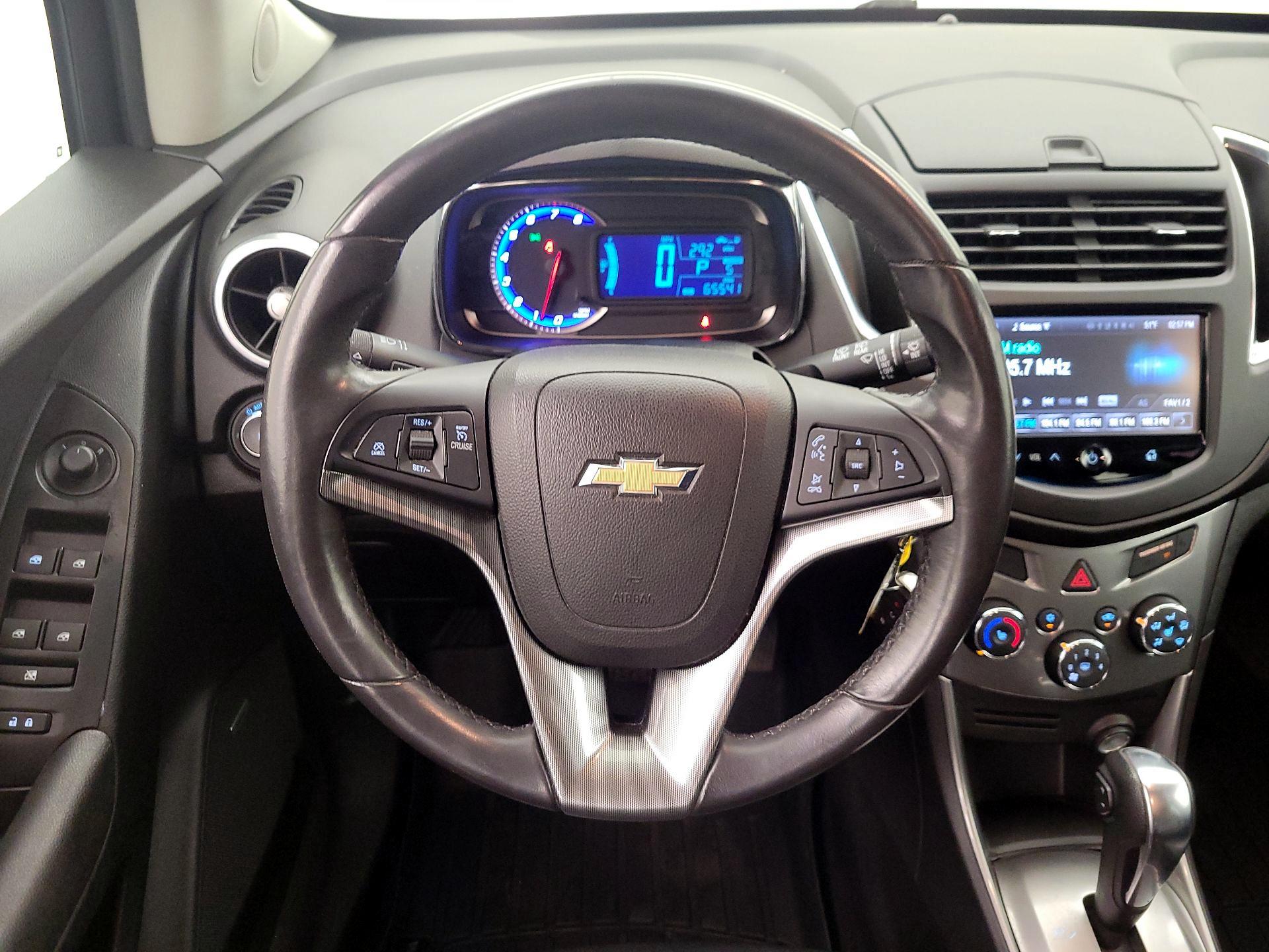 Thumbnail: 2016 Chevrolet Trax - 10