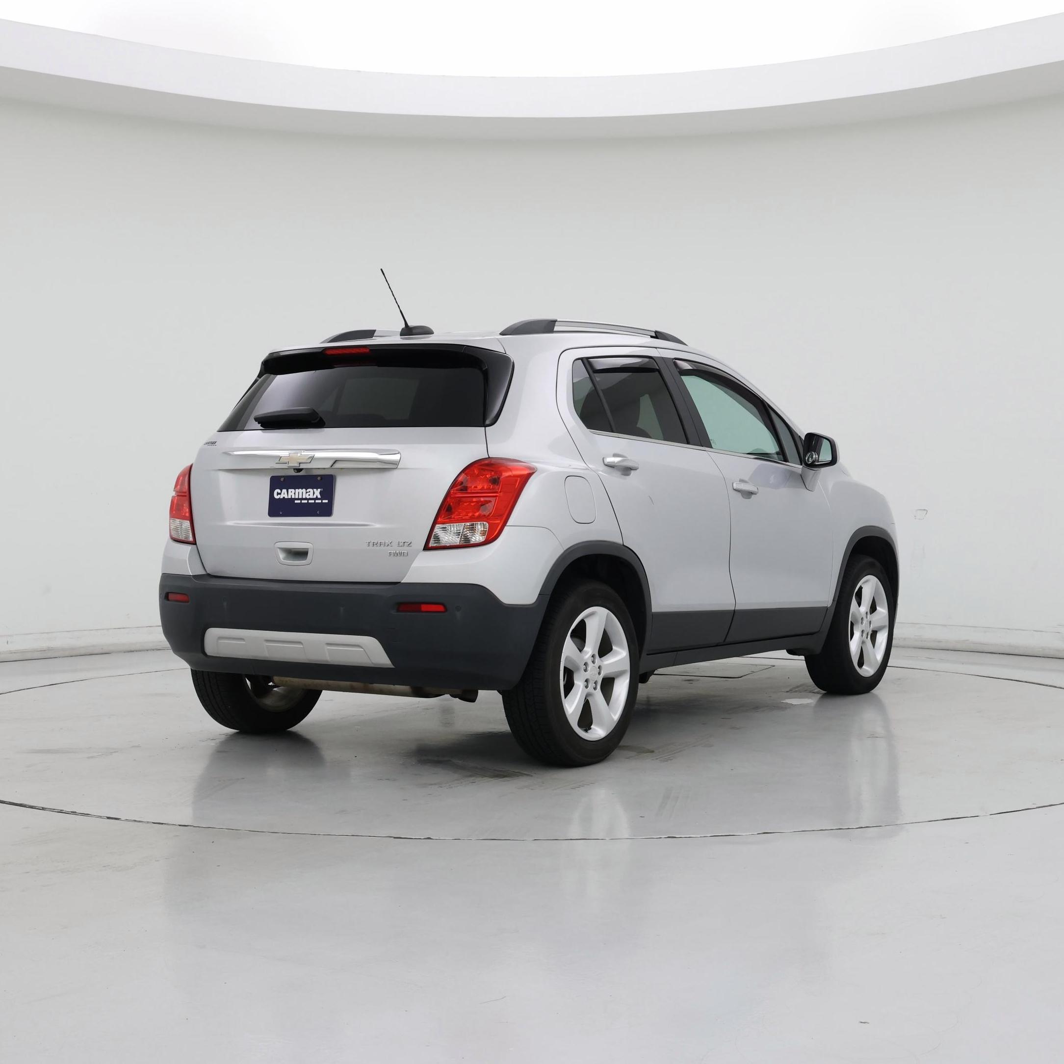 Thumbnail: 2016 Chevrolet Trax - 8