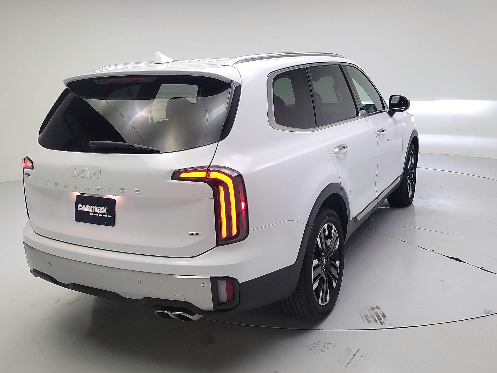 Thumbnail: 2023 Kia Telluride - 5
