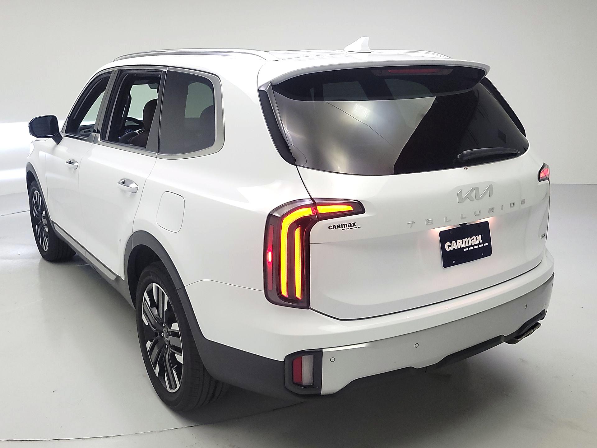 Thumbnail: 2023 Kia Telluride - 7