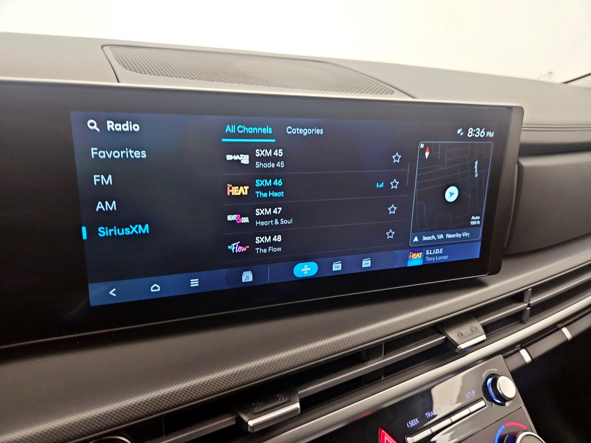 Thumbnail: 2024 Hyundai Santa Fe - 16