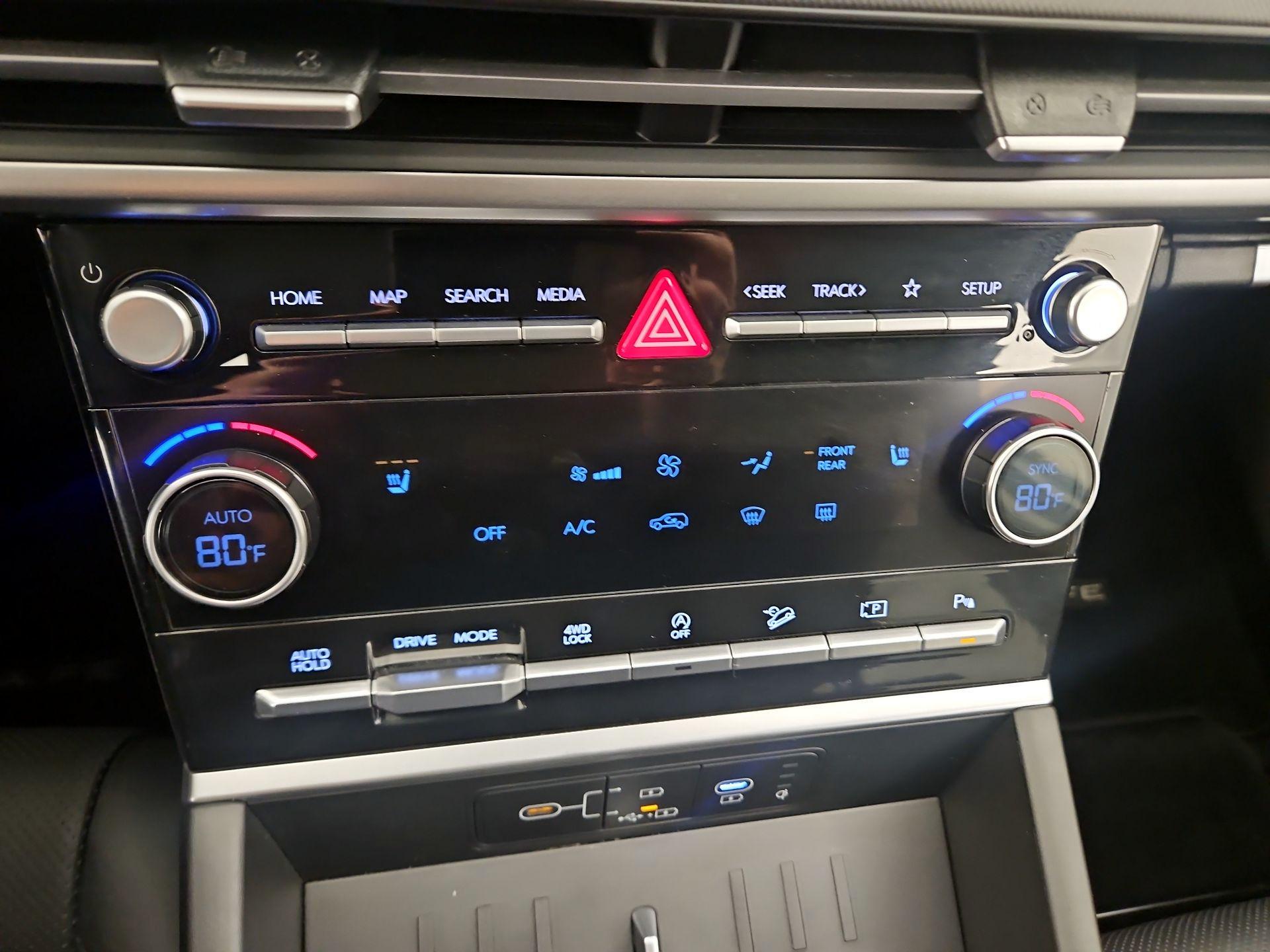 Thumbnail: 2024 Hyundai Santa Fe - 17