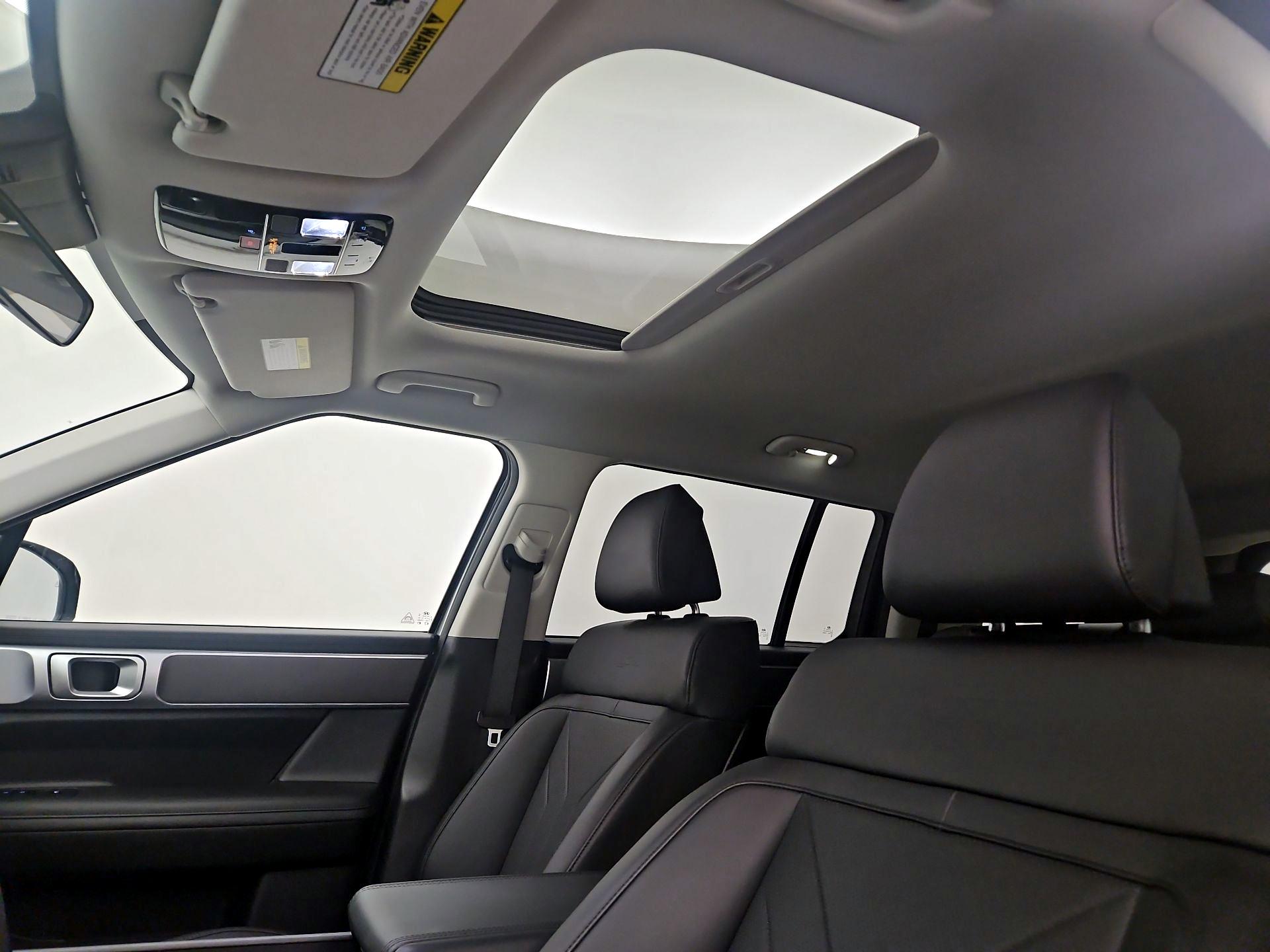 Thumbnail: 2024 Hyundai Santa Fe - 20