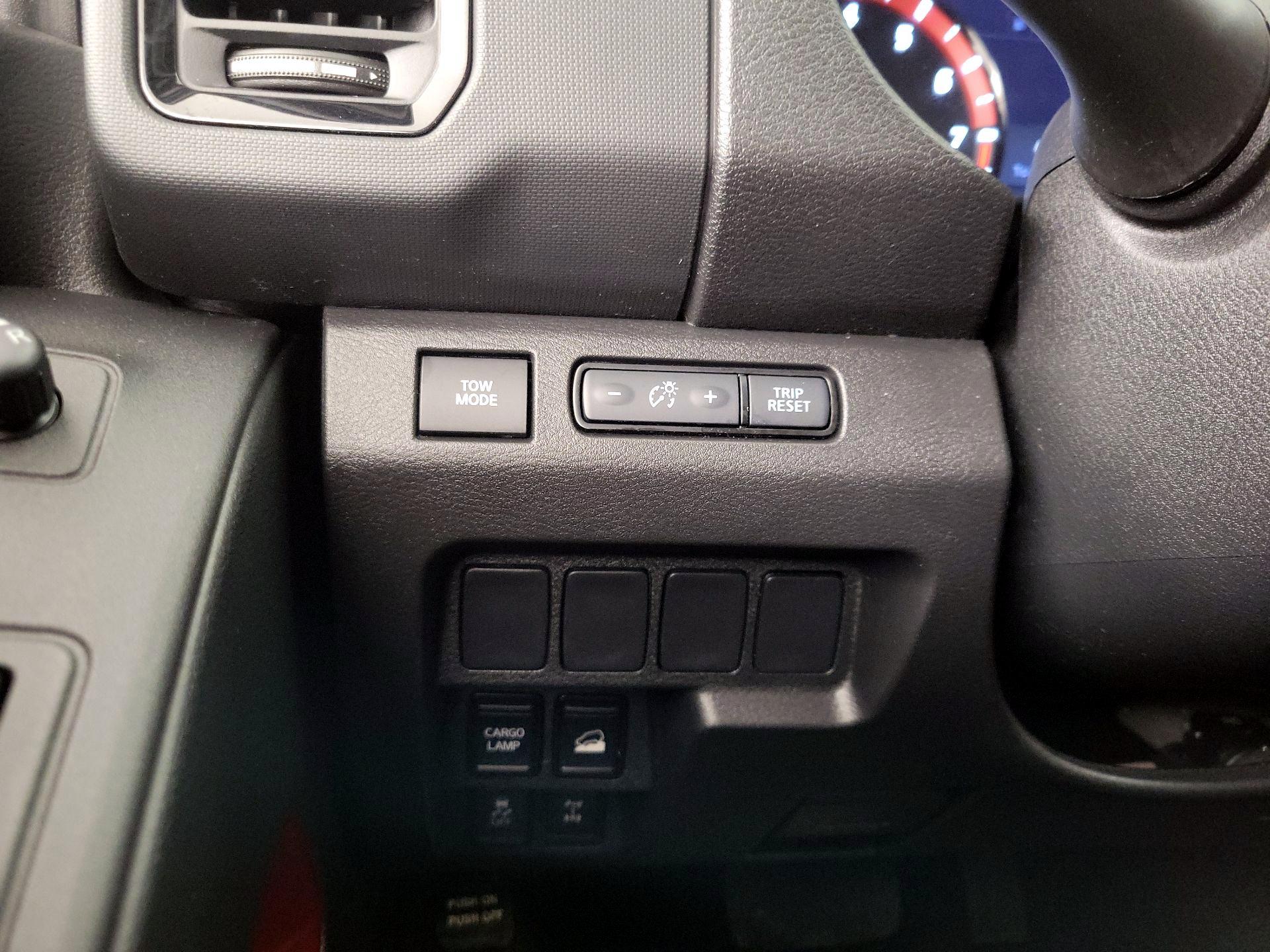 Thumbnail: 2024 Nissan Frontier - 13