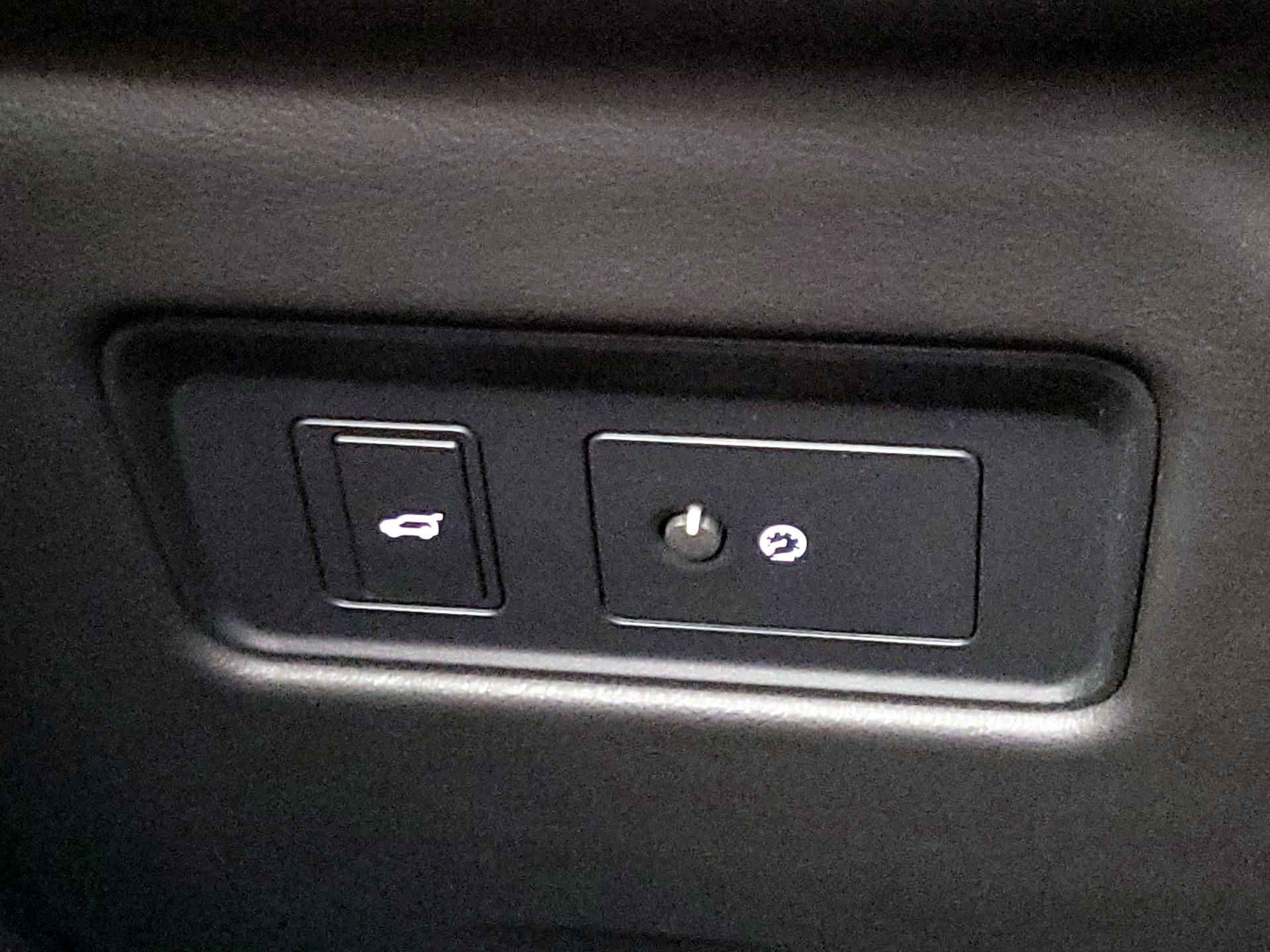 Thumbnail: 2024 Jaguar F-Pace - 13