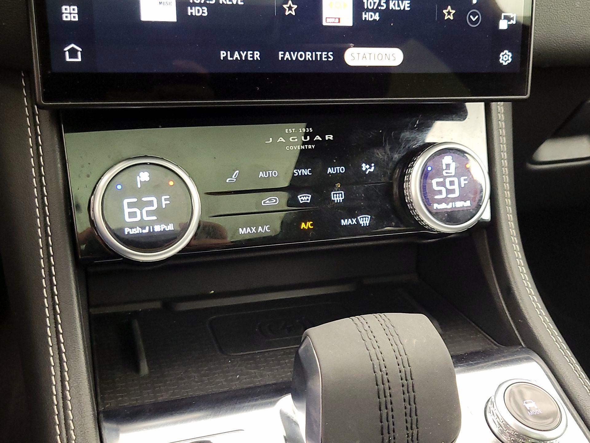 Thumbnail: 2024 Jaguar F-Pace - 17