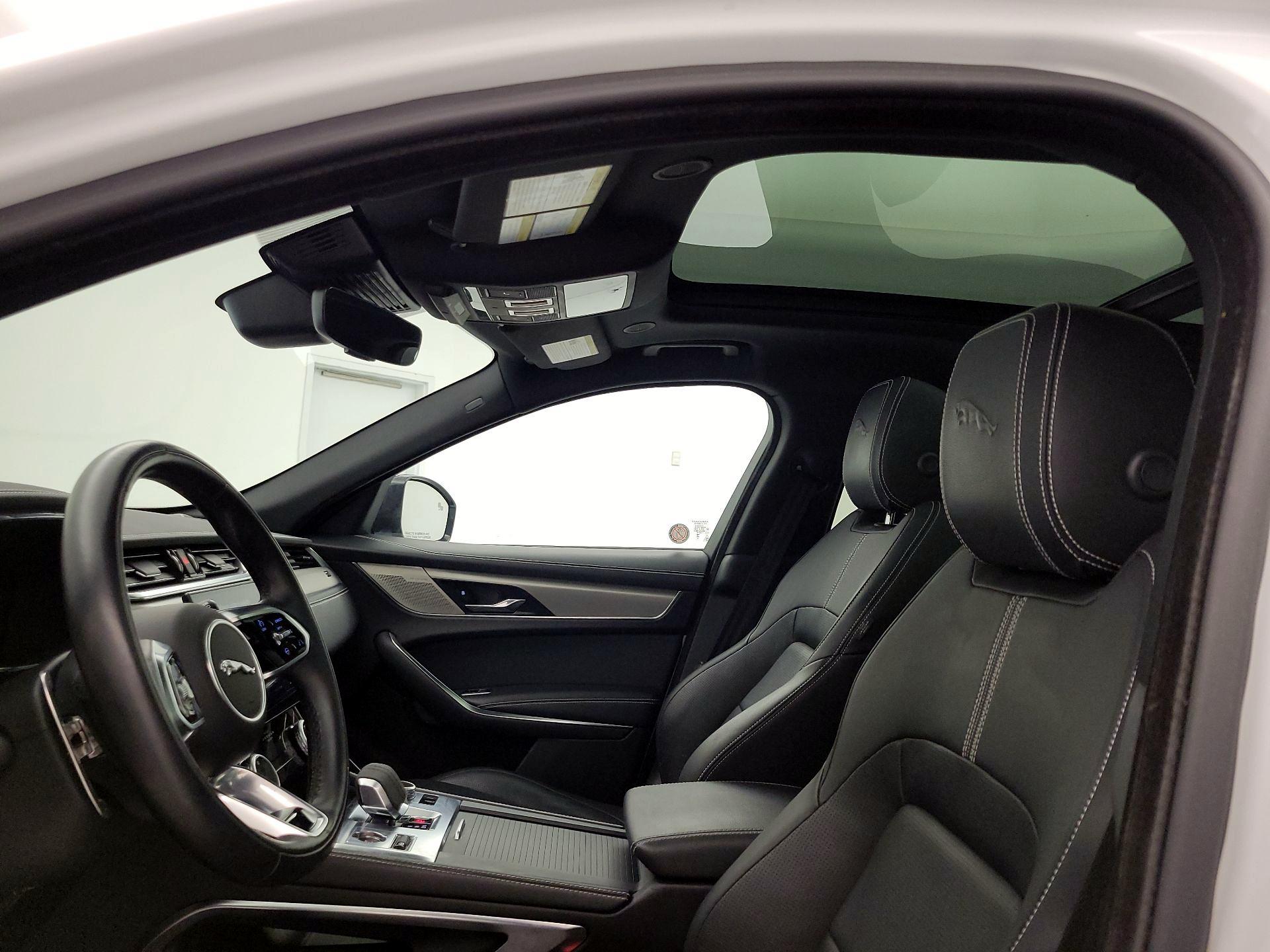 Thumbnail: 2024 Jaguar F-Pace - 20