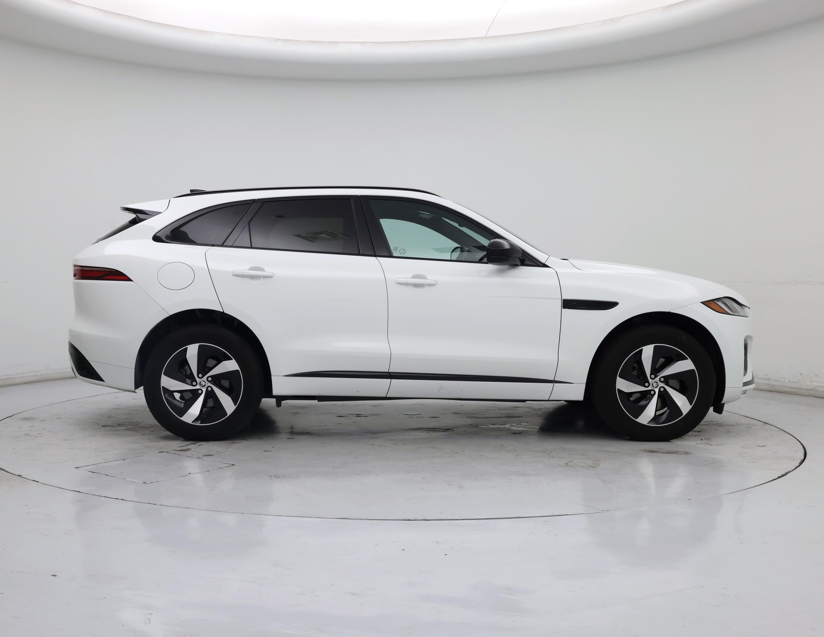 Thumbnail: 2024 Jaguar F-Pace - 7
