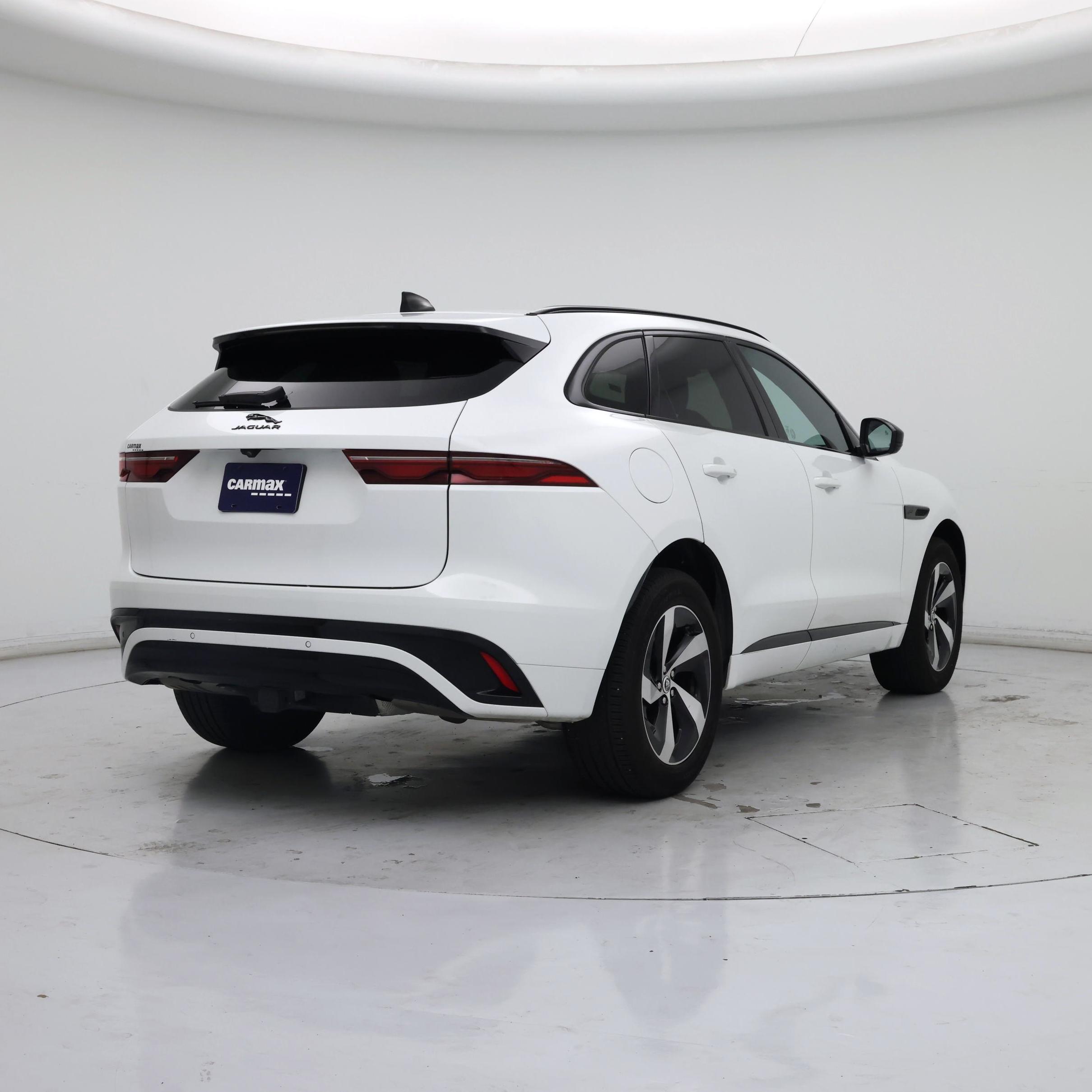 Thumbnail: 2024 Jaguar F-Pace - 8